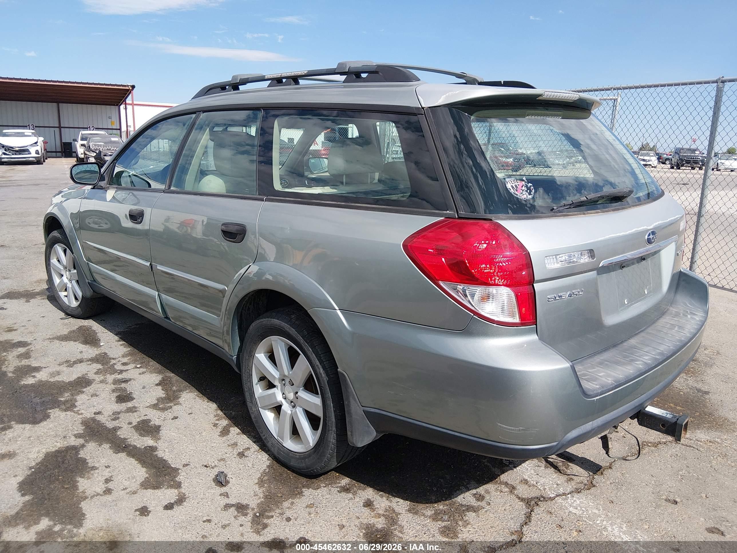 2009 Subaru Outback 2.5i Gold vin: 4S4BP61C596312255