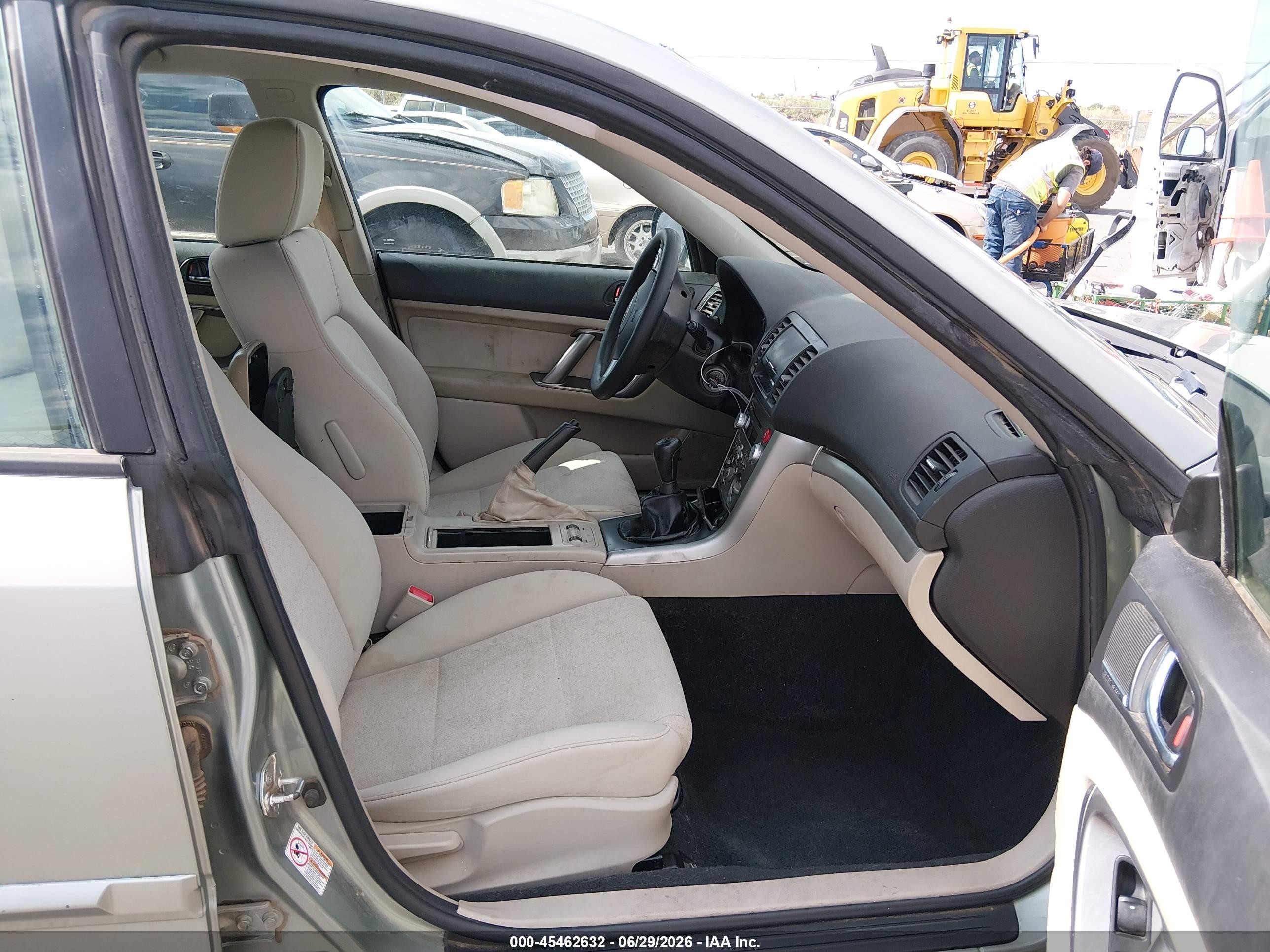 2009 Subaru Outback 2.5i Gold vin: 4S4BP61C596312255