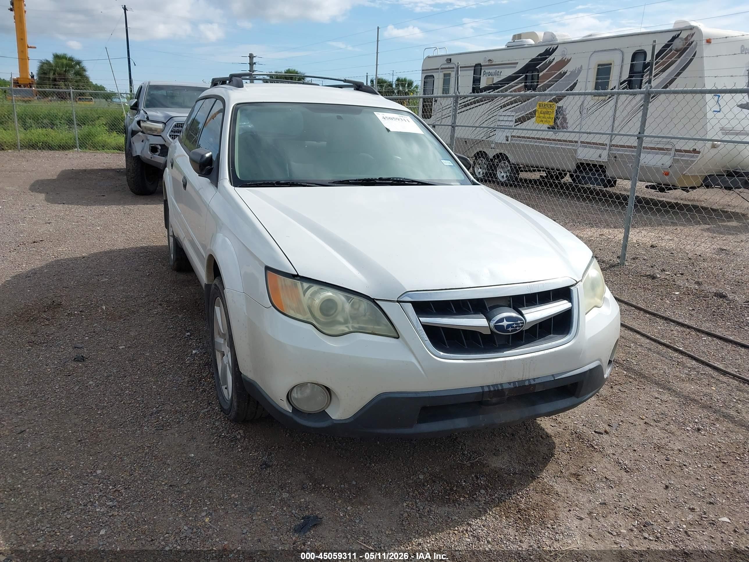 2009 Subaru Outback 2.5i White vin: 4S4BP61C597343550