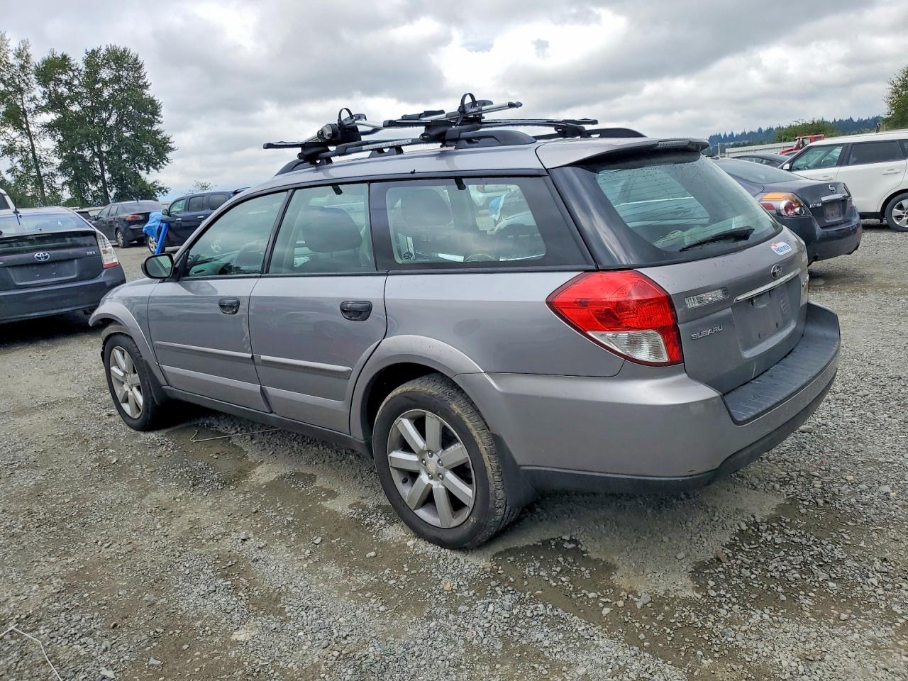 2009 Subaru Outback 2.5i Silver vin: 4S4BP61C597348151