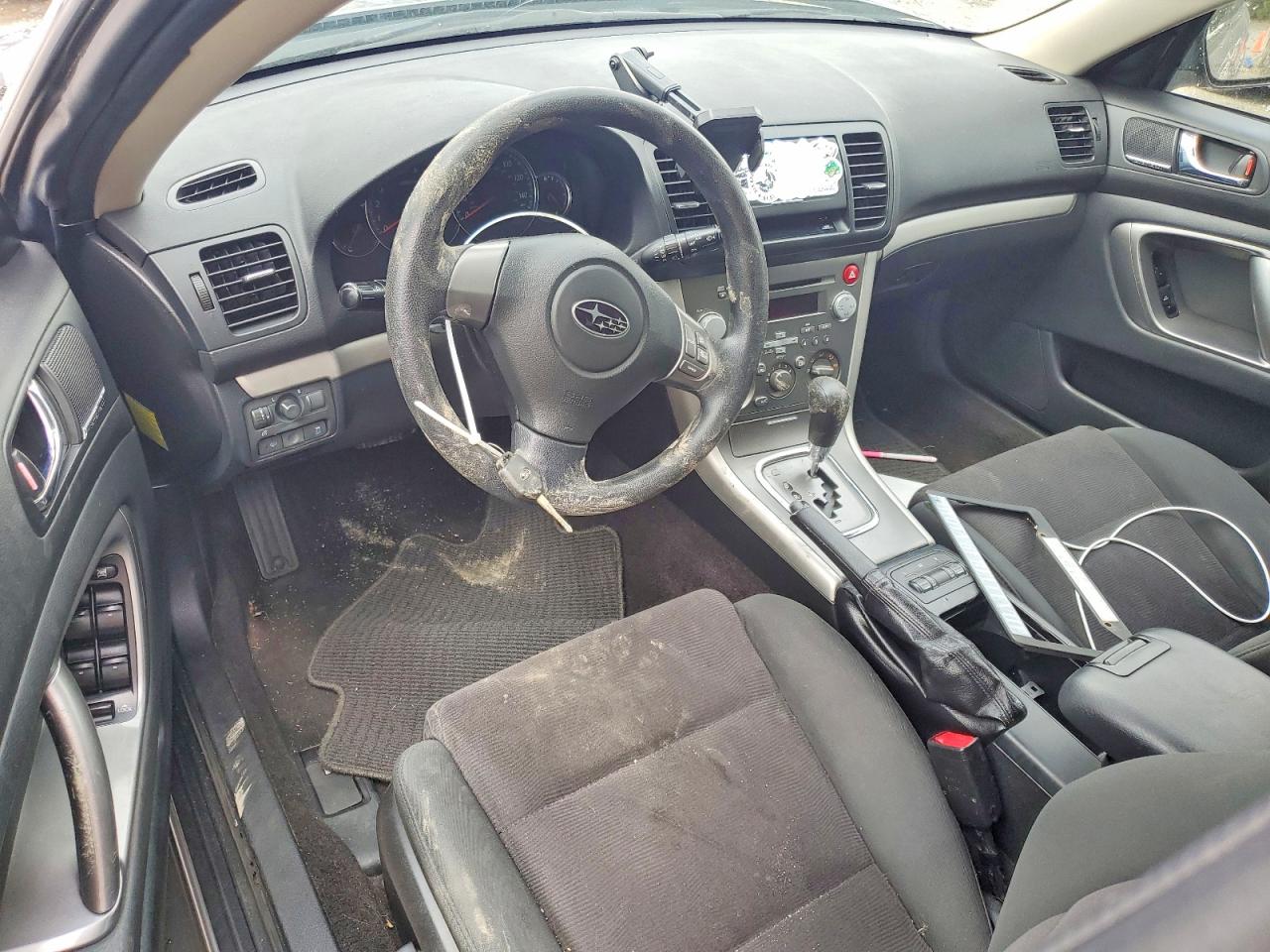 2009 Subaru Outback 2.5i Silver vin: 4S4BP61C597348151