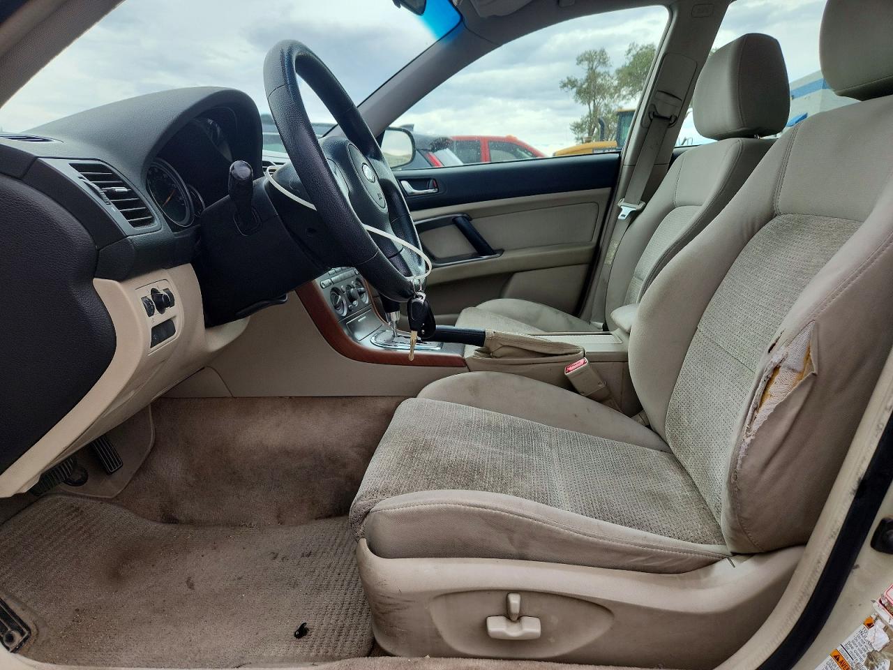 2005 Subaru Outback Золотой vin: 4S4BP61C657356740