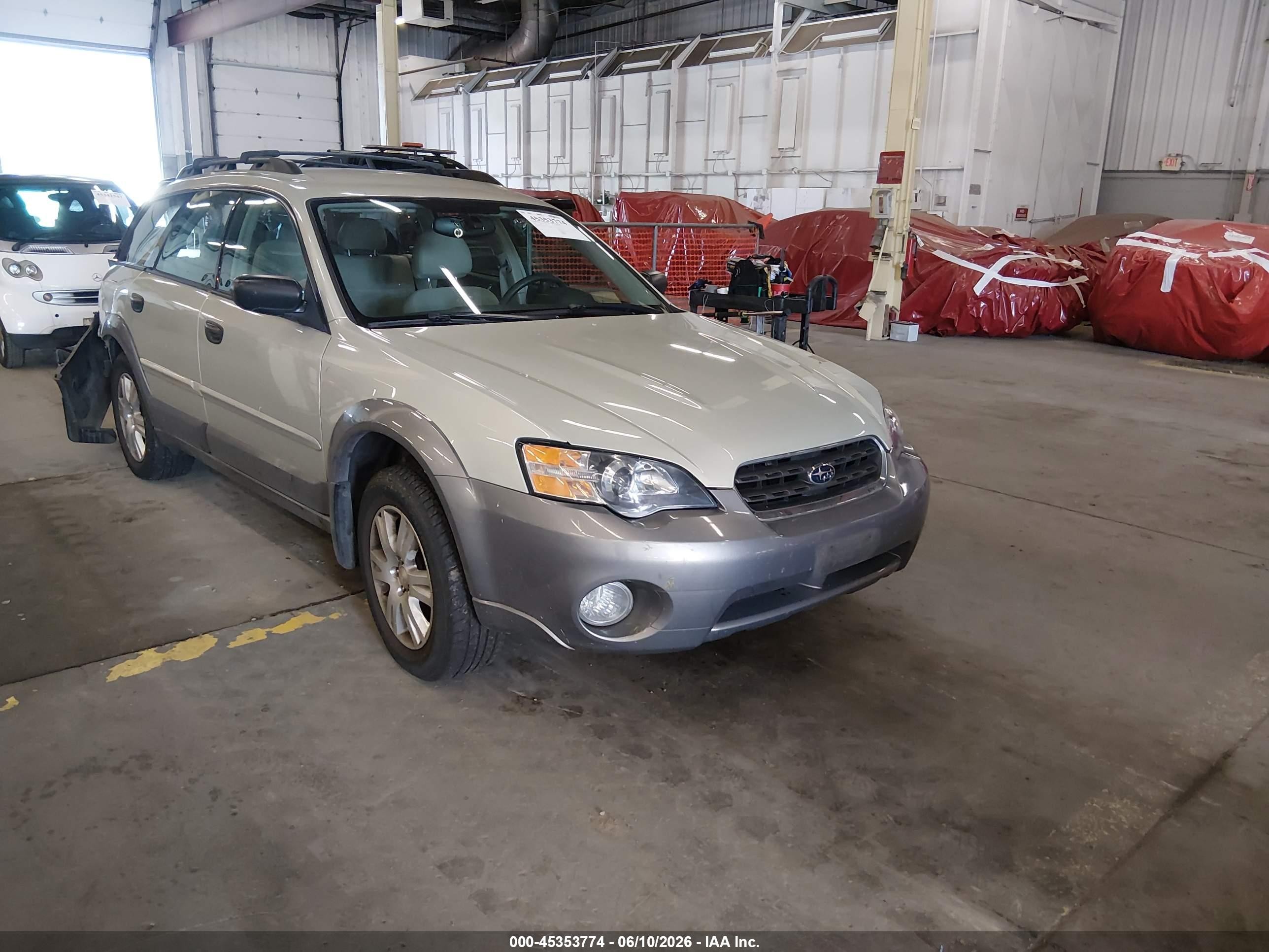 2005 Subaru Outback 2.5i Champagne vin: 4S4BP61C657360366