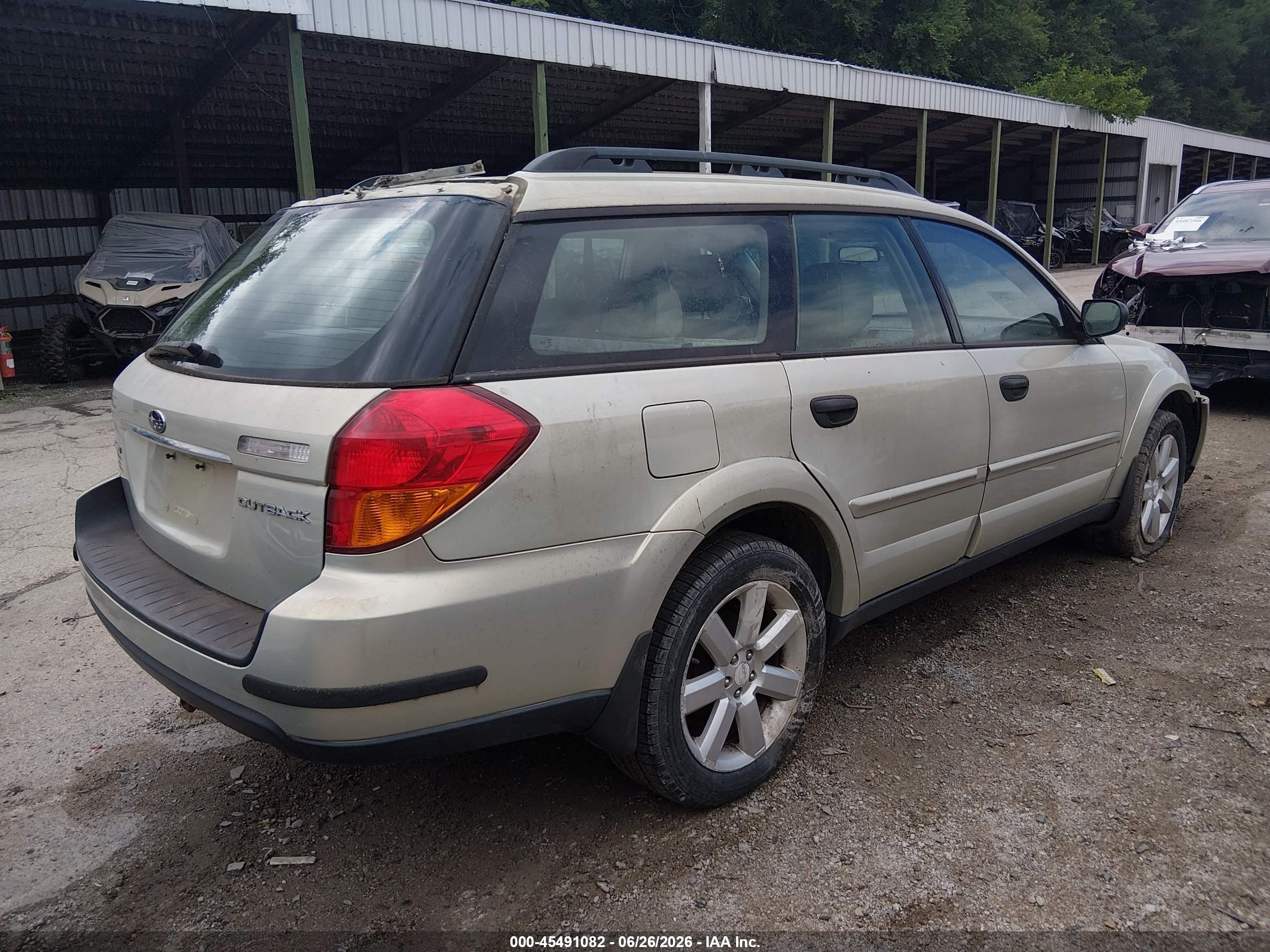2006 Subaru Outback 2.5i Beige vin: 4S4BP61C667351460
