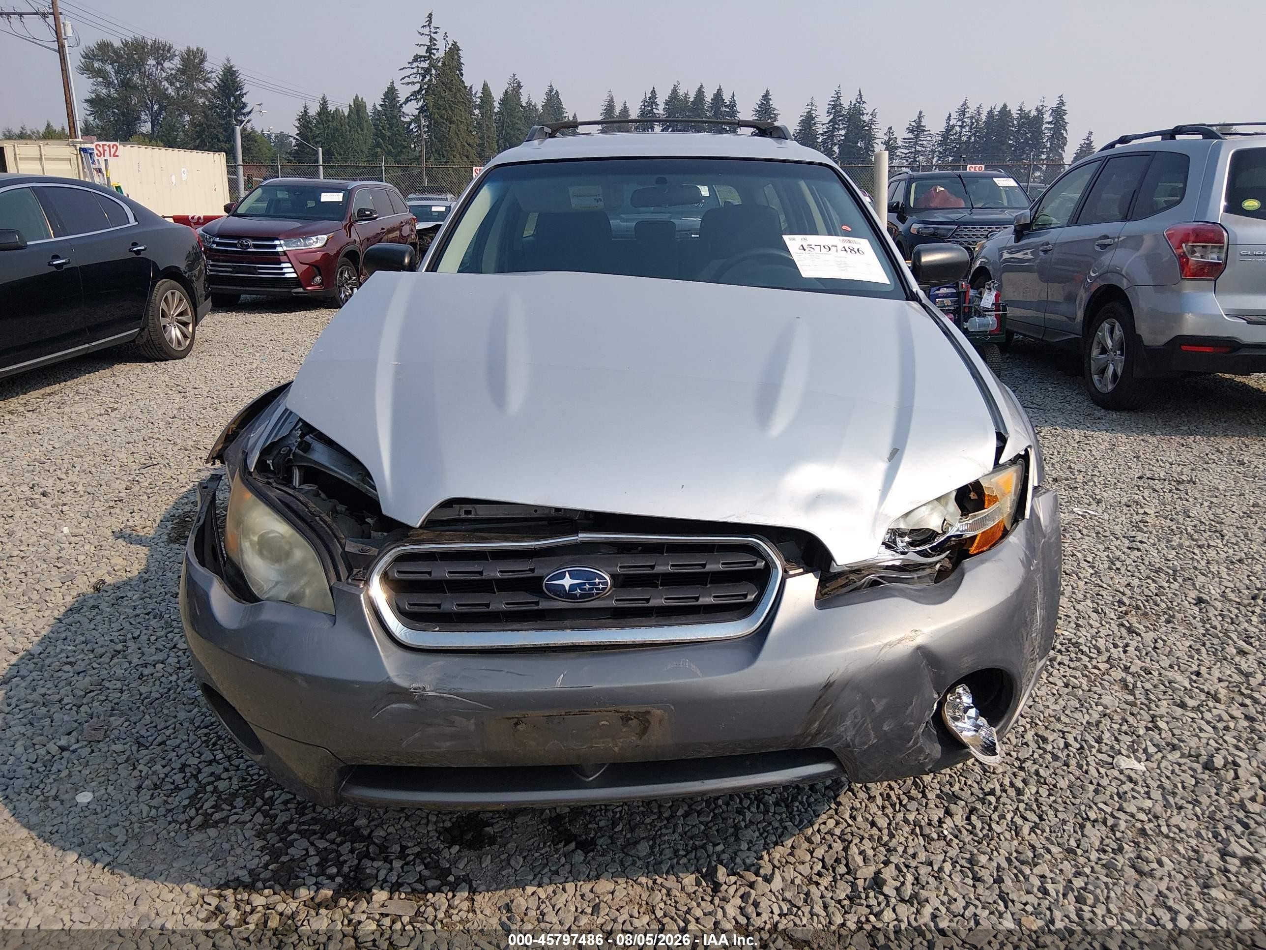 2007 Subaru Outback 2.5i Silver vin: 4S4BP61C677307699