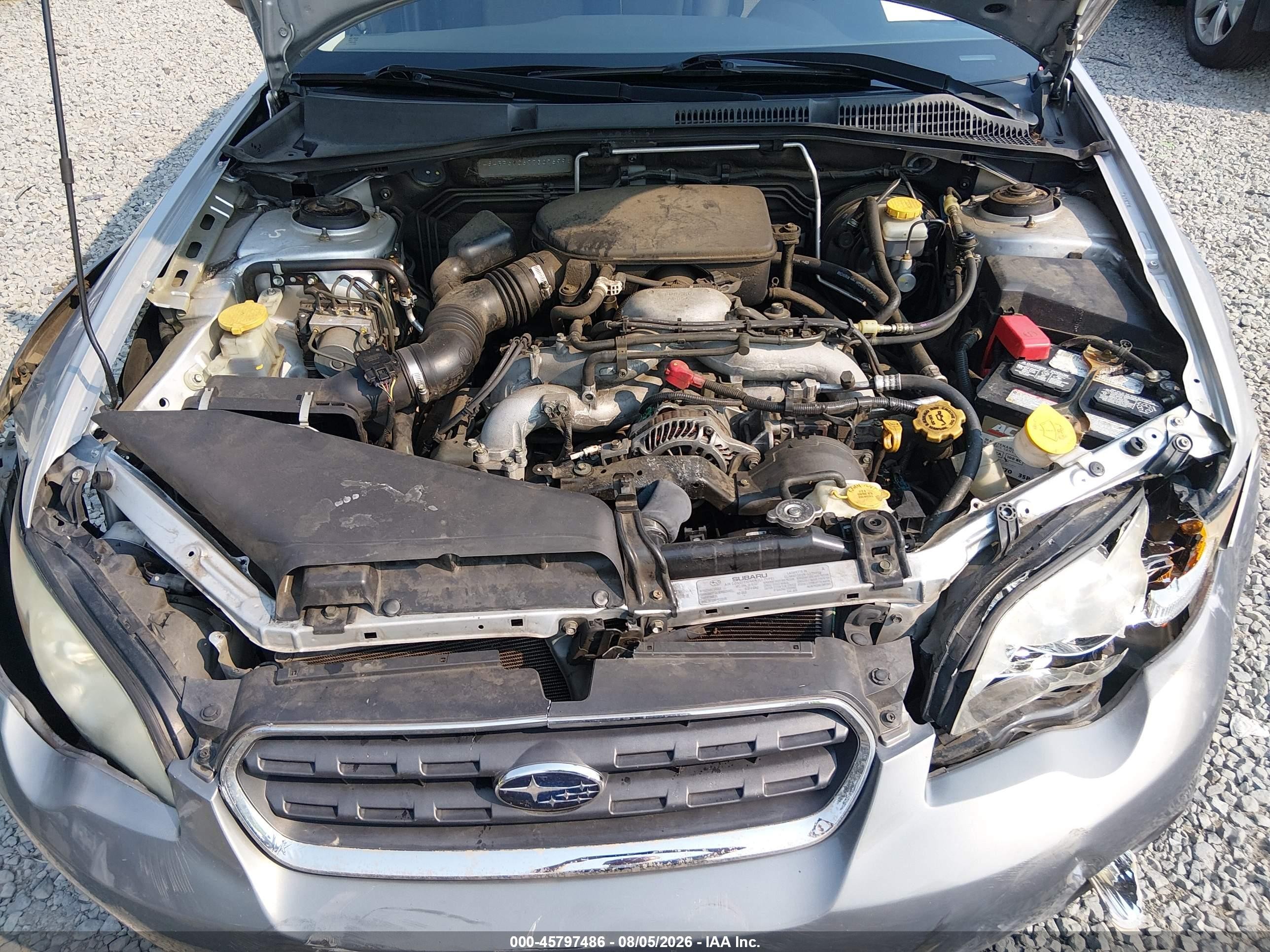 2007 Subaru Outback 2.5i Silver vin: 4S4BP61C677307699