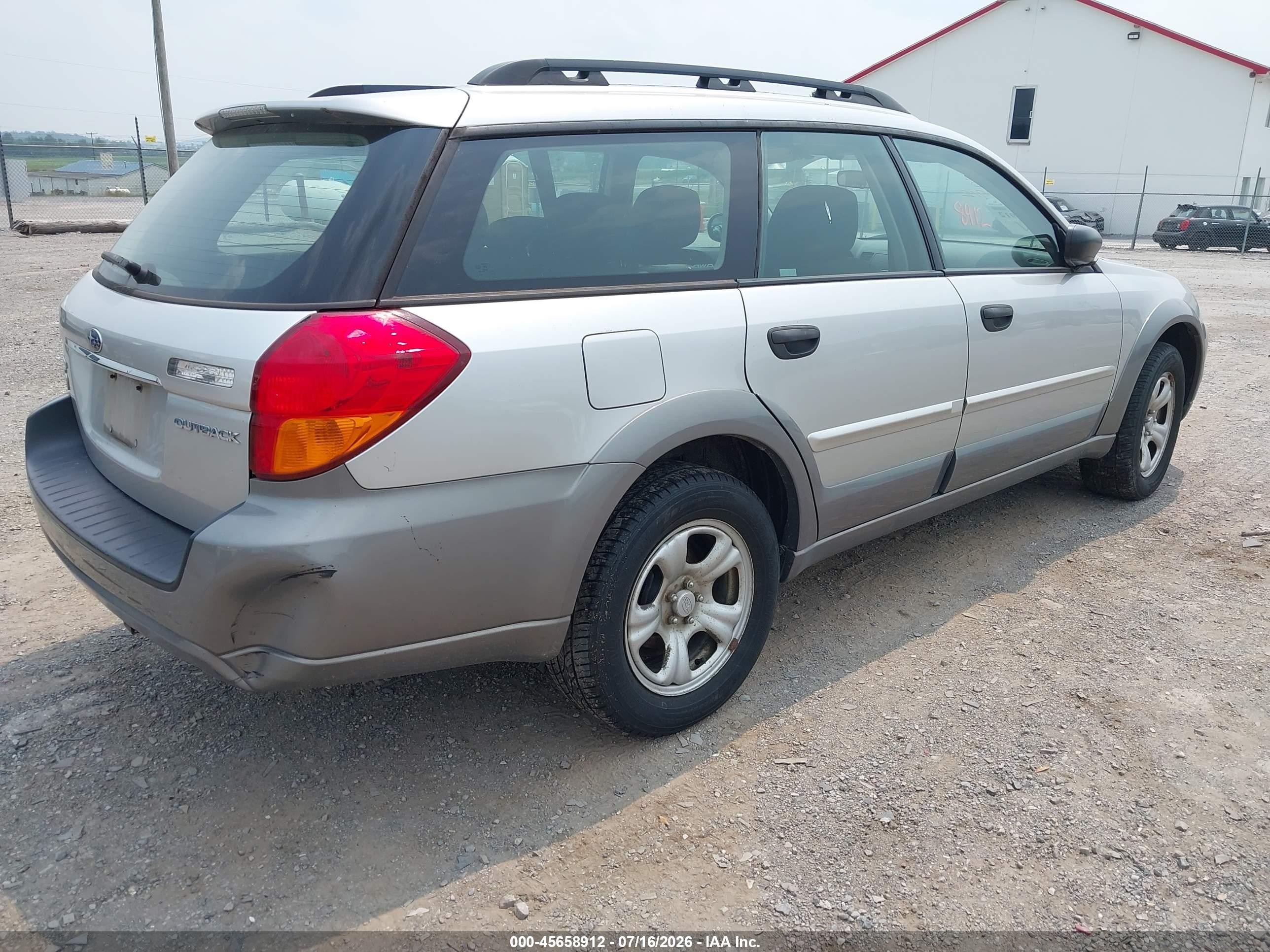 2007 Subaru Outback 2.5i Basic Silver vin: 4S4BP61C677317651