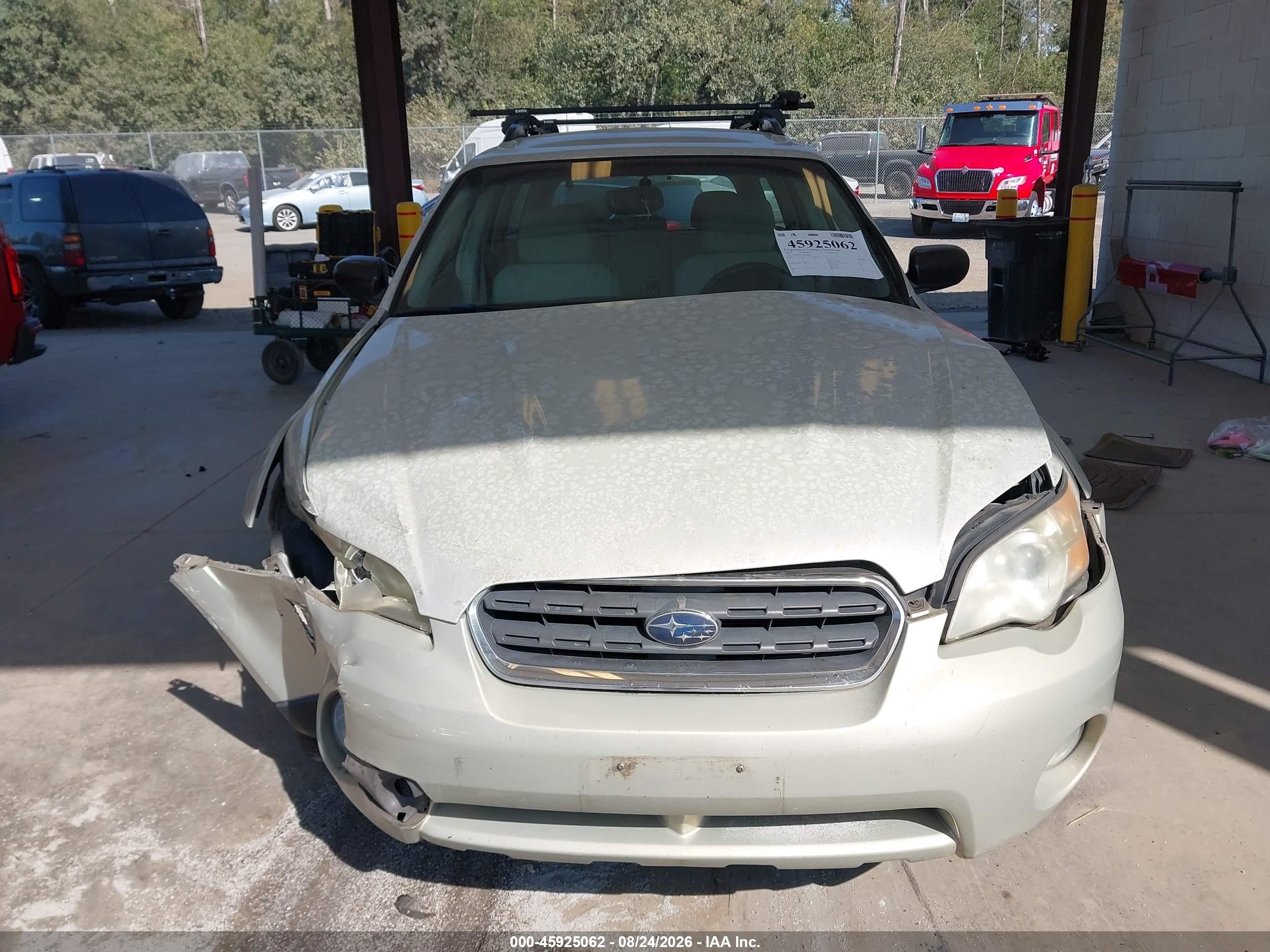 2007 Subaru Outback 2.5i Tan vin: 4S4BP61C677321649