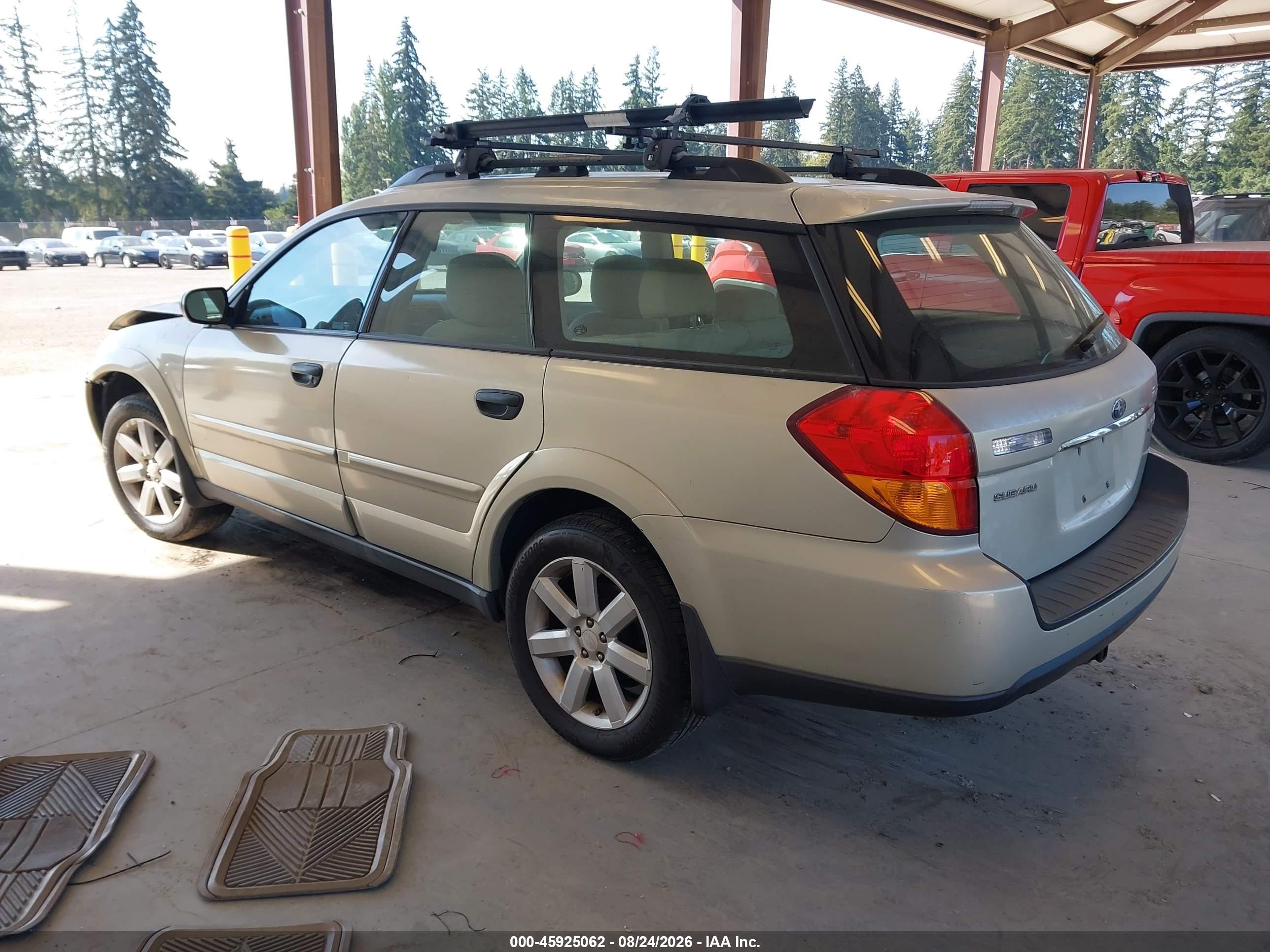 2007 Subaru Outback 2.5i Tan vin: 4S4BP61C677321649