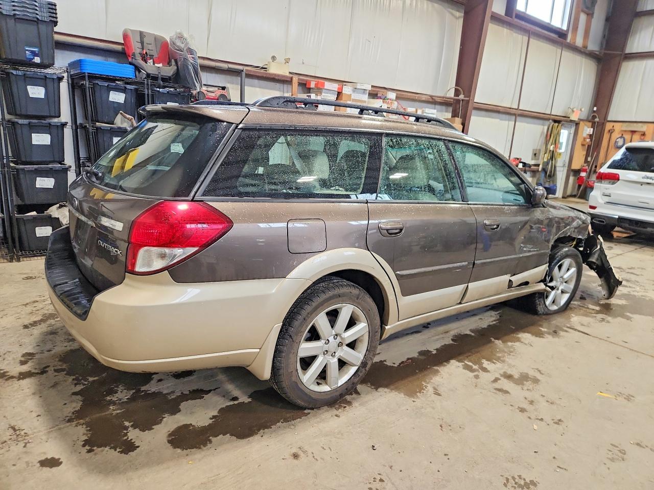 2008 Subaru Outback 2.5i Коричневый vin: 4S4BP61C687318364
