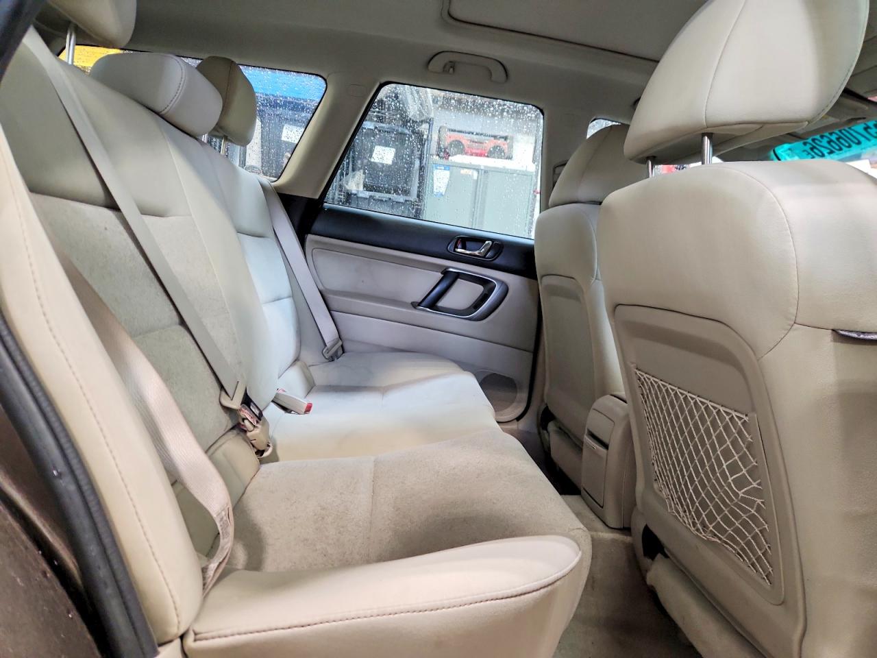 2008 Subaru Outback 2.5i Коричневый vin: 4S4BP61C687318364