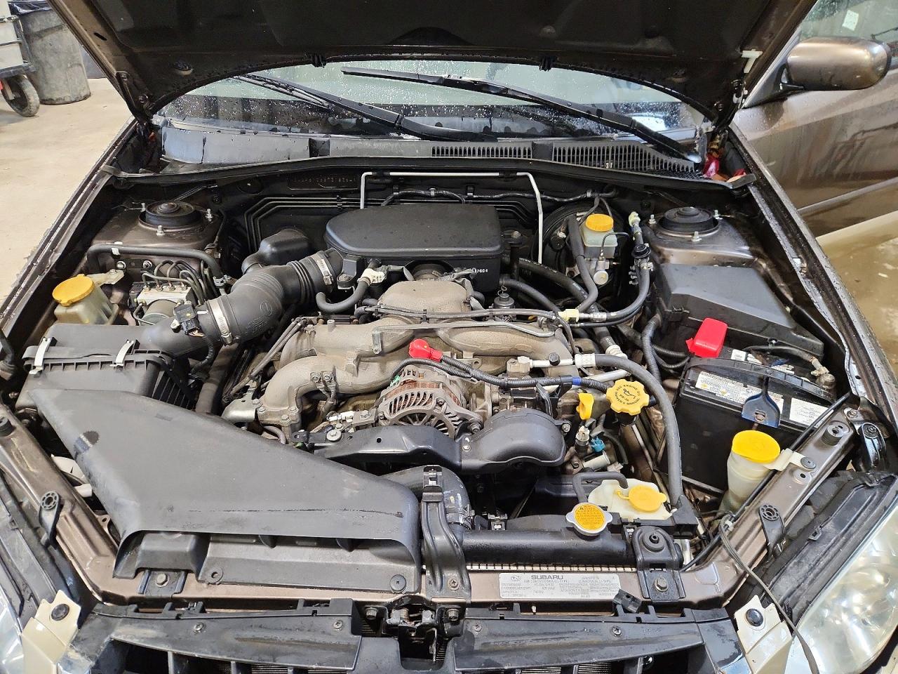 2008 Subaru Outback 2.5i Коричневый vin: 4S4BP61C687318364
