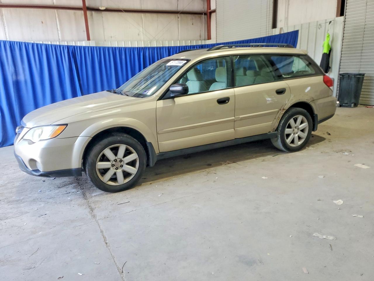 2008 Subaru Outback Base 4d Wago Gold vin: 4S4BP61C687336881