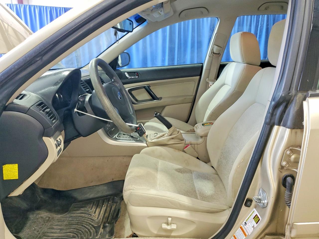 2008 Subaru Outback Base 4d Wago Gold vin: 4S4BP61C687336881