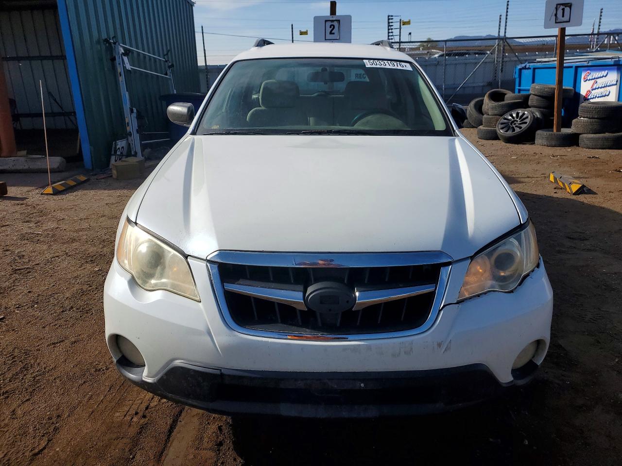 2008 Subaru Outback 2.5i White vin: 4S4BP61C687361117