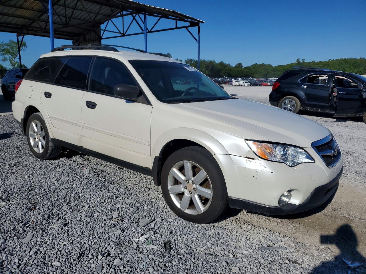 2008 Subaru Outback 2.5i White vin: 4S4BP61C687365684