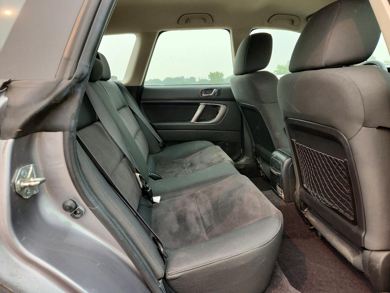 2009 Subaru Outback 2.5i Gray vin: 4S4BP61C697329592