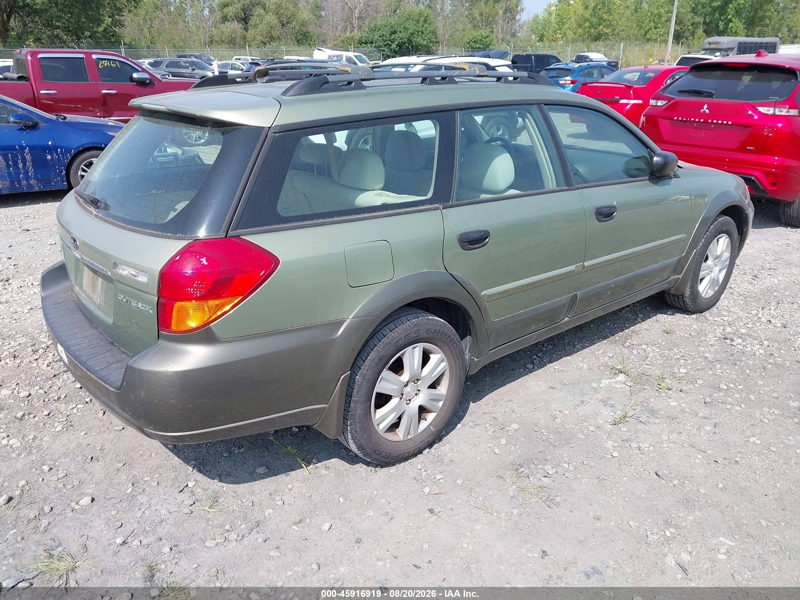 2005 Subaru Outback 2.5i Зеленый vin: 4S4BP61C757370386