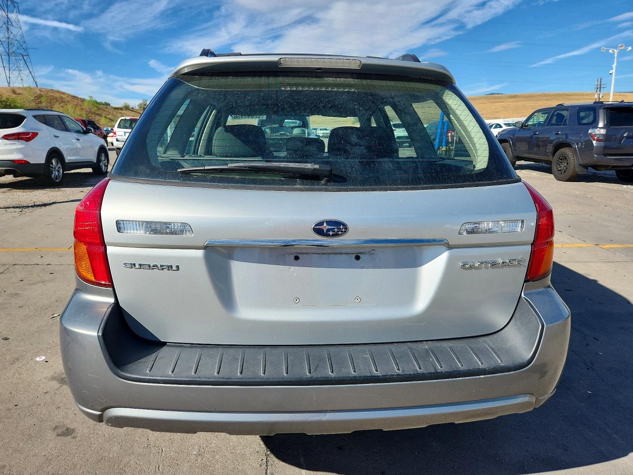 2006 Subaru Legacy Outback 2.5i Silver vin: 4S4BP61C767330620