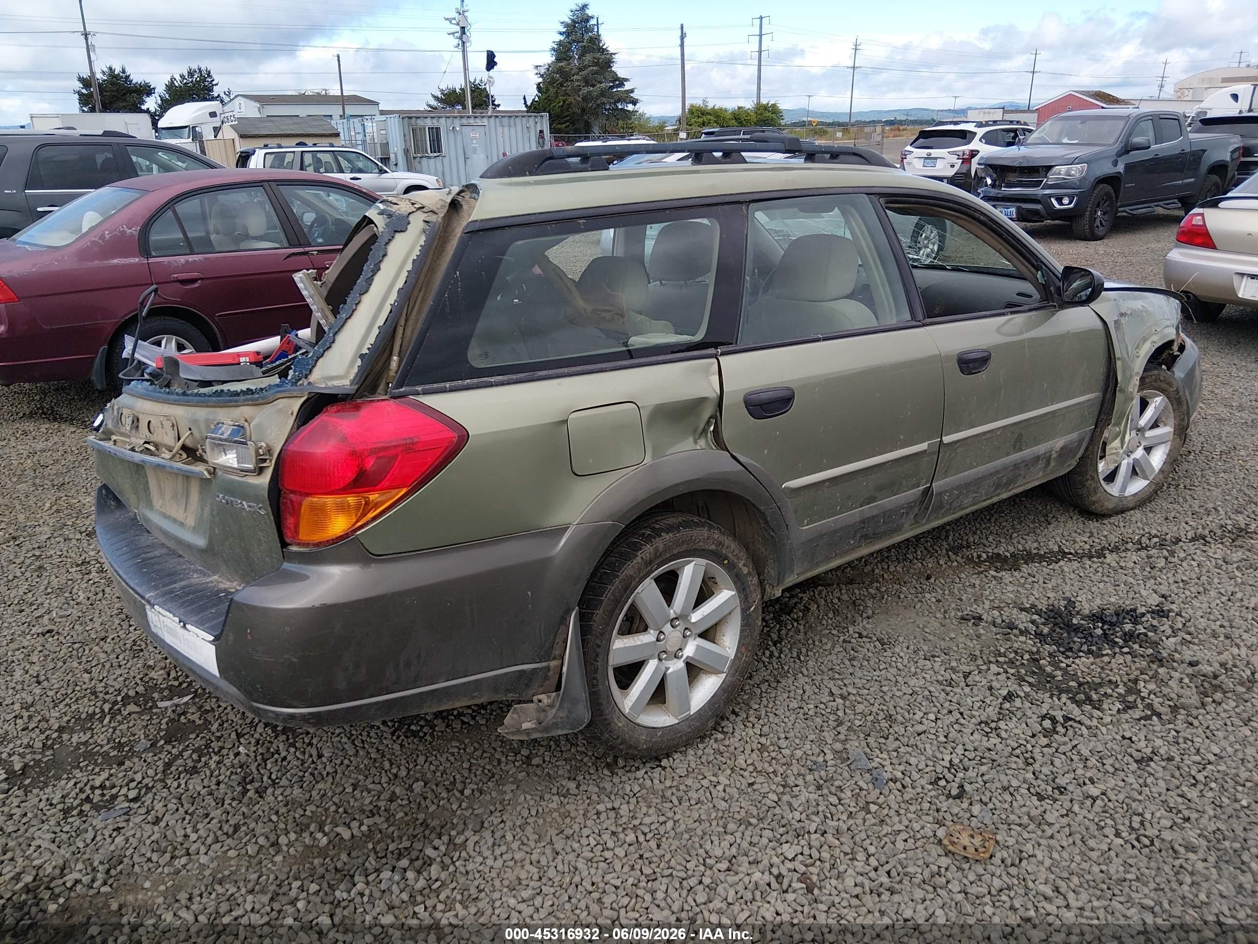 2006 Subaru Outback 2.5i Зеленый vin: 4S4BP61C767347448