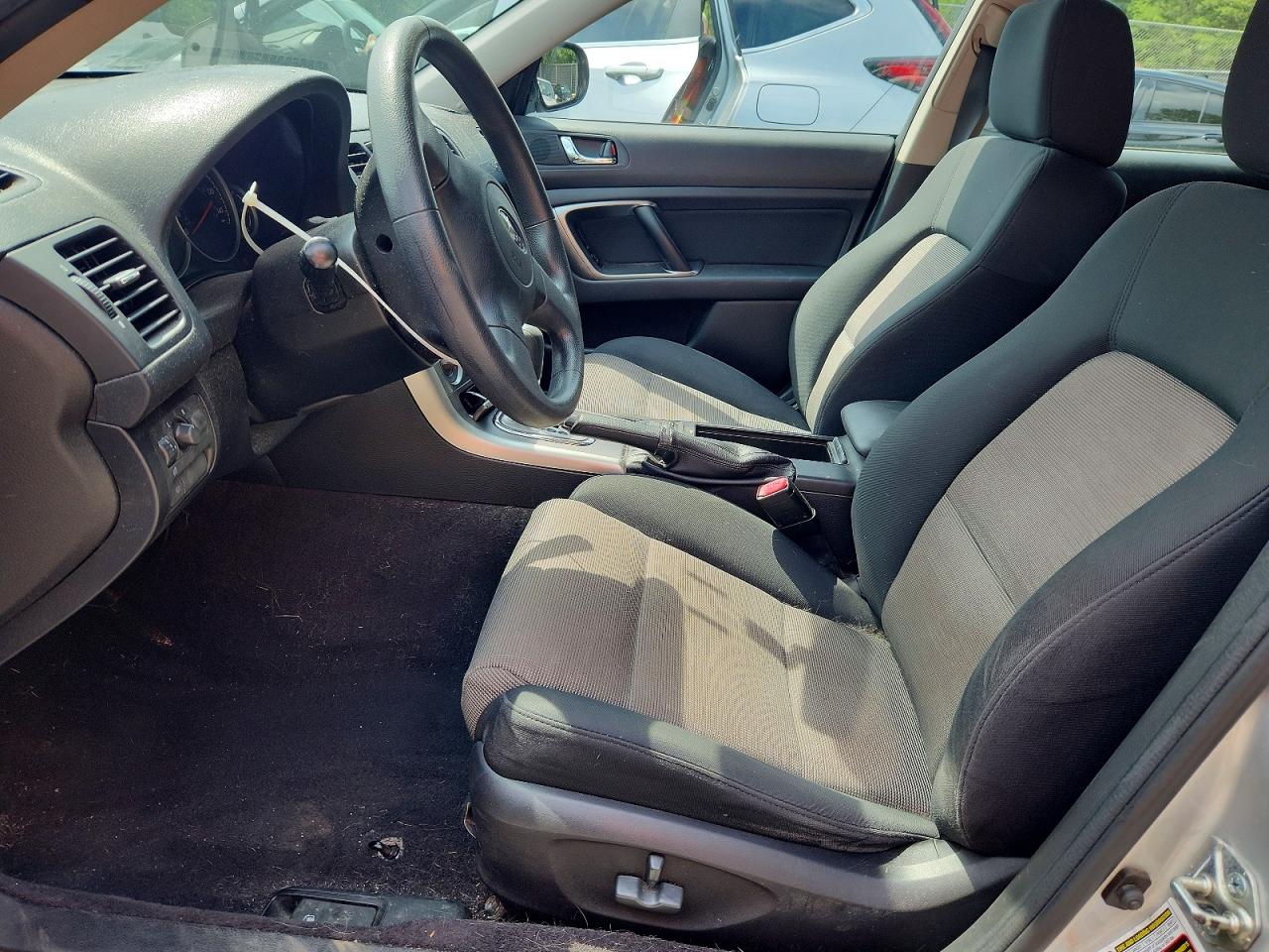 2007 Subaru Outback Outback 2.5i Silver vin: 4S4BP61C777311096