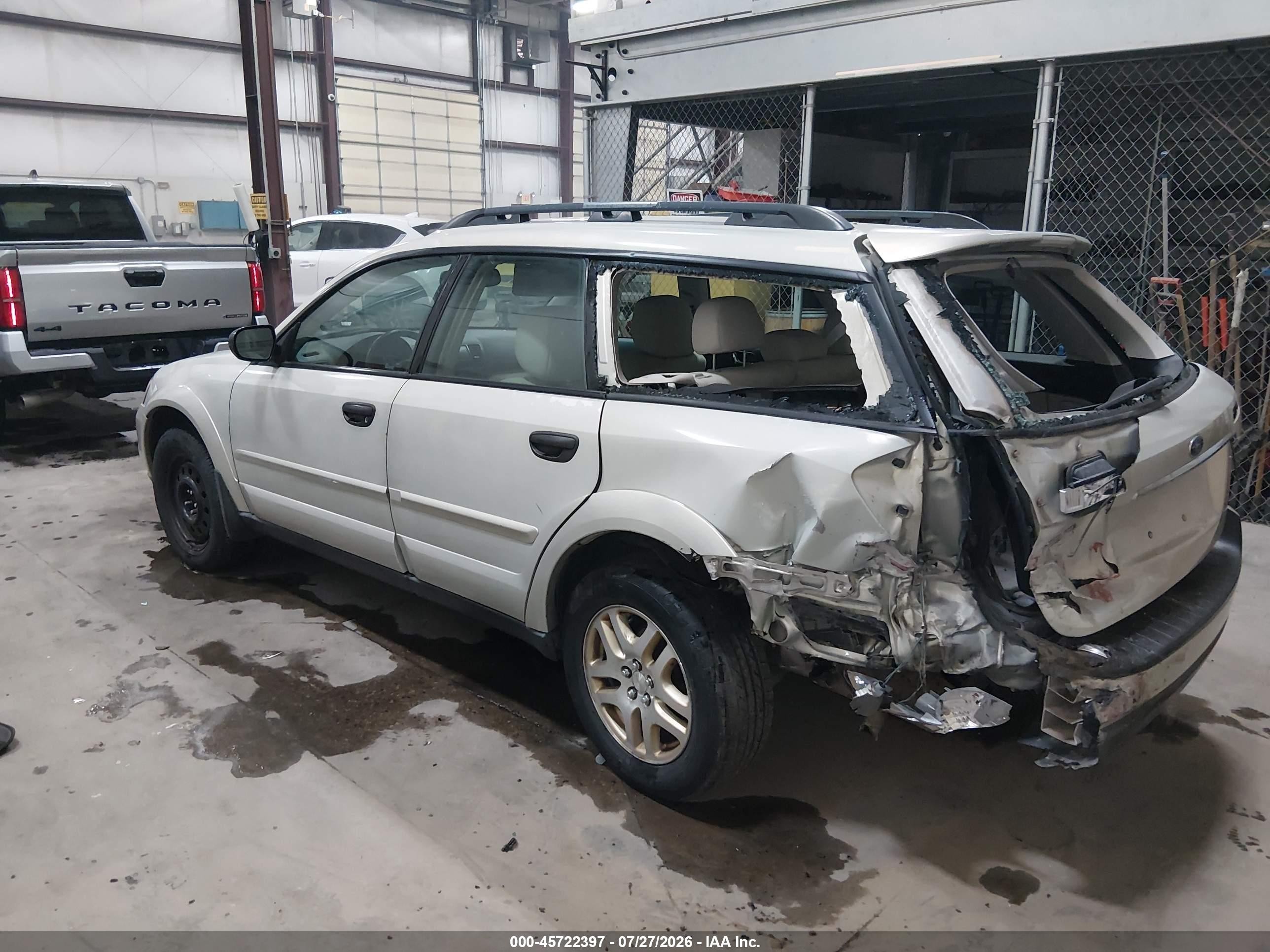 2007 Subaru Outback 2.5i Basic Cream vin: 4S4BP61C777312961