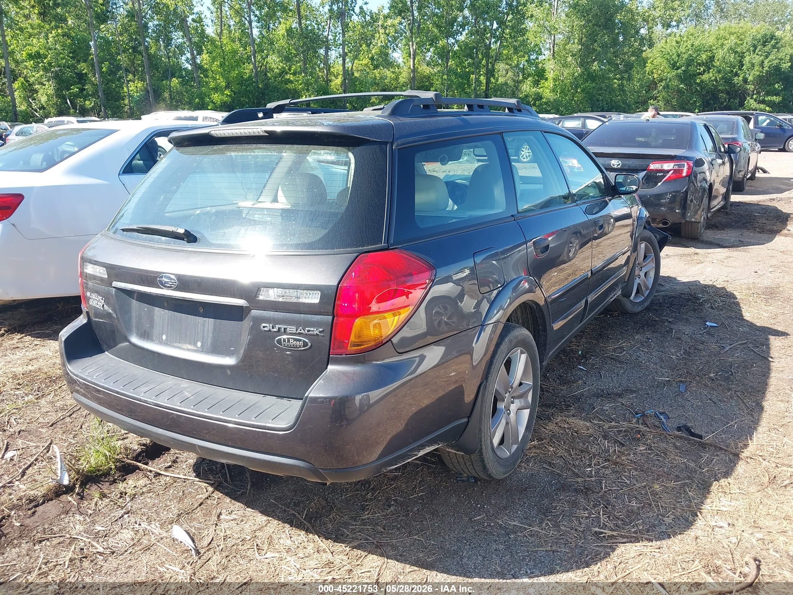 2007 Subaru Outback 2.5i L.l. Bean Edition Gray vin: 4S4BP61C777337584
