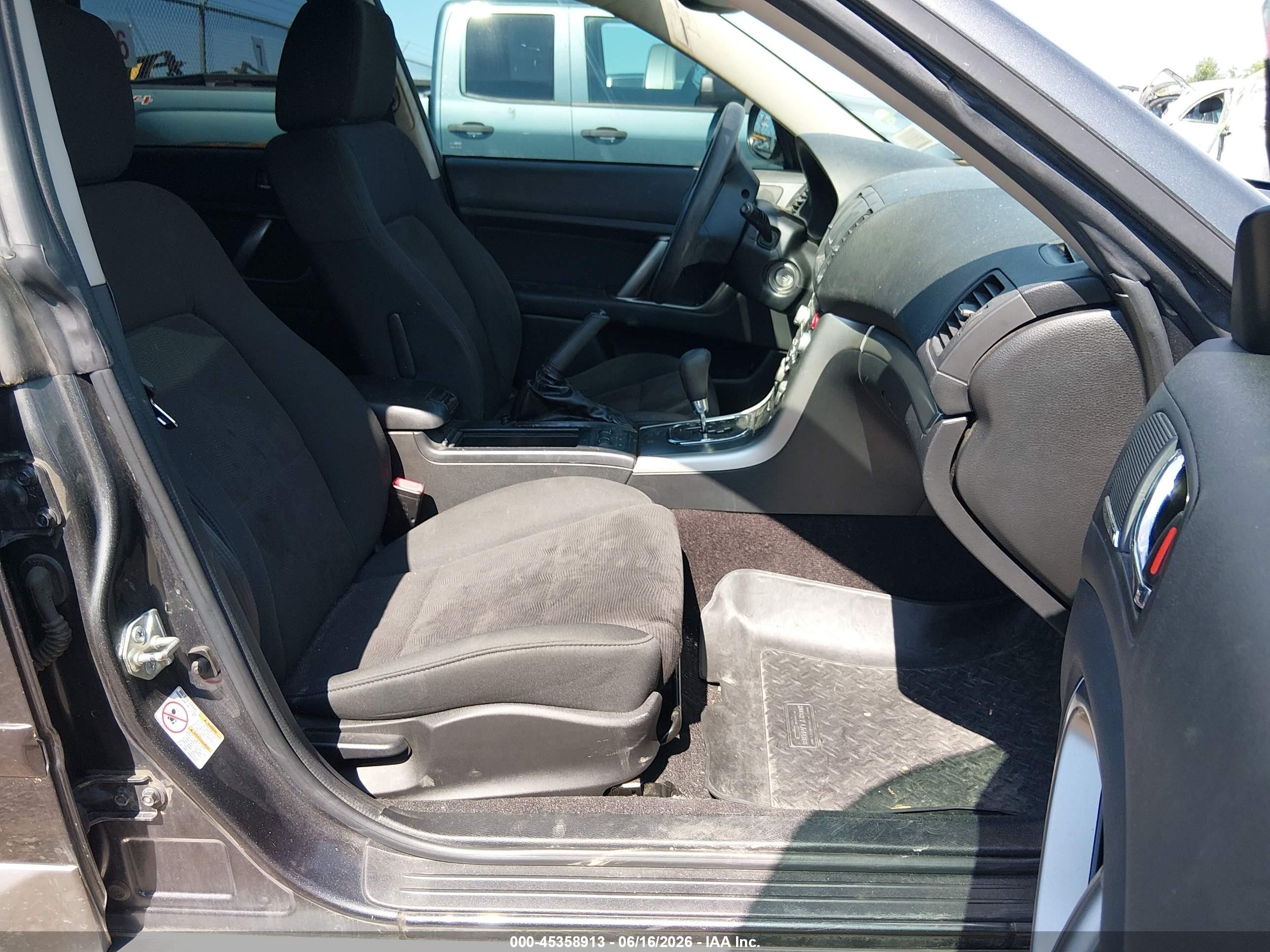 2009 Subaru Outback 2.5i Gray vin: 4S4BP61C797335563