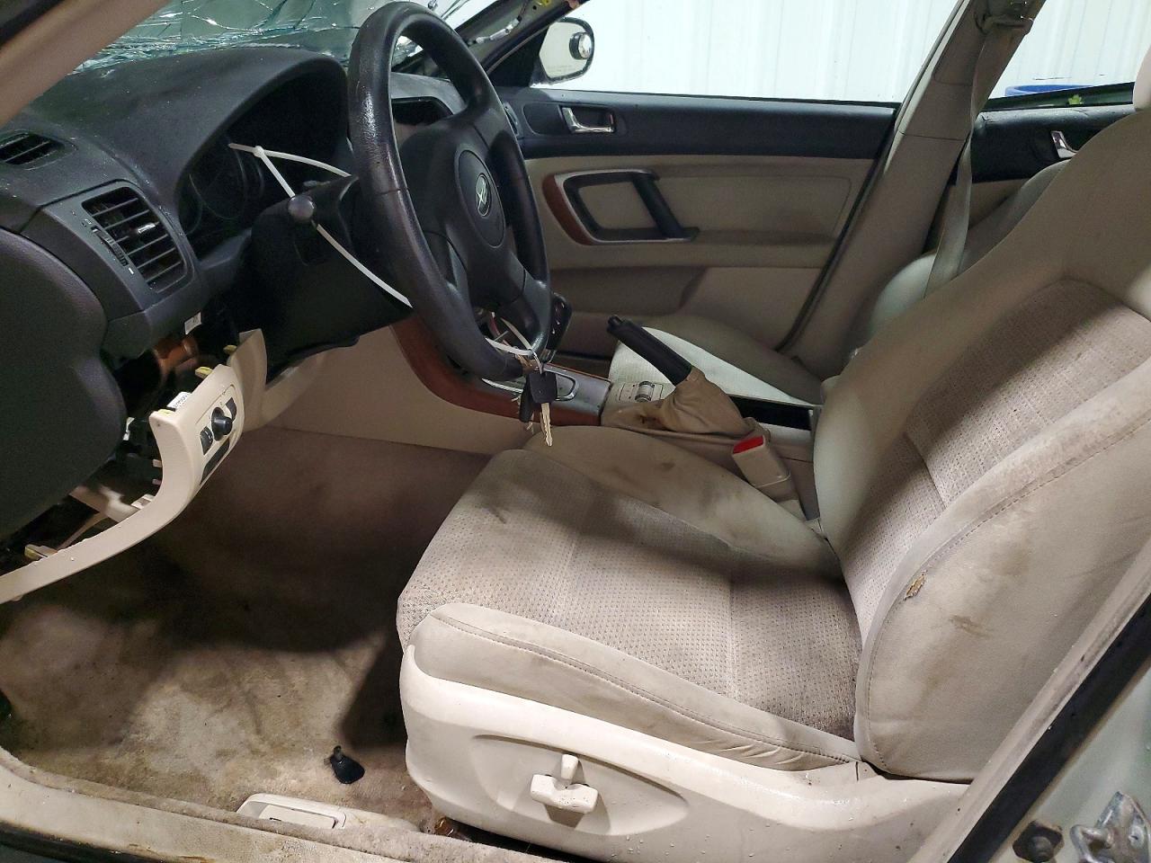 2006 Subaru Legacy Outback 2.5i Бежевый vin: 4S4BP61C867306455