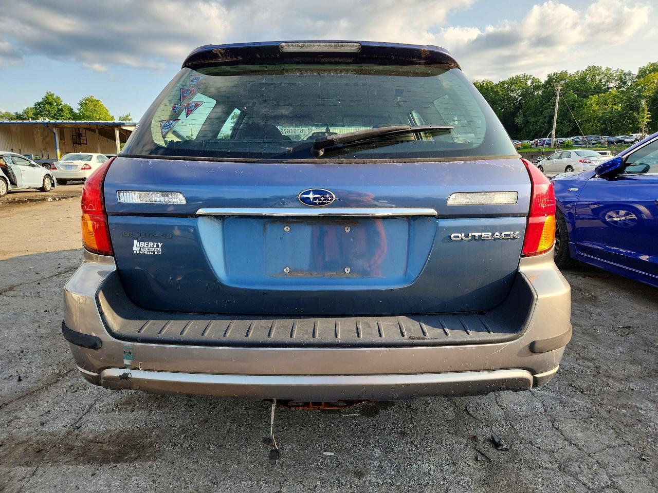 2005 Subaru Legacy Outback 2.5i Blue vin: 4S4BP61C957337714