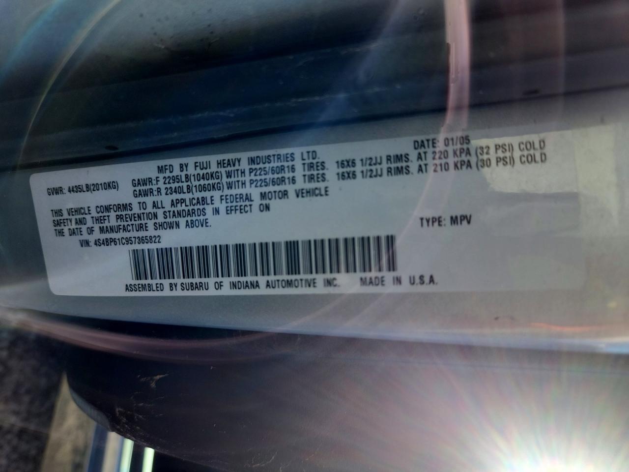 2005 Subaru Legacy Outback 2.5i Серебряный vin: 4S4BP61C957365822