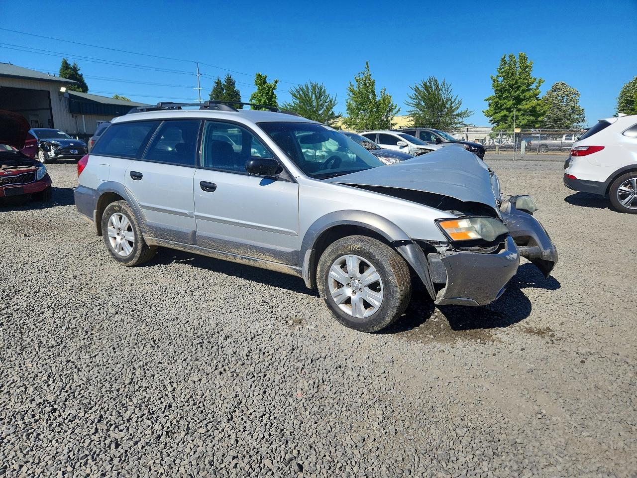 2005 Subaru Legacy Outback 2.5i Серебряный vin: 4S4BP61C957365822
