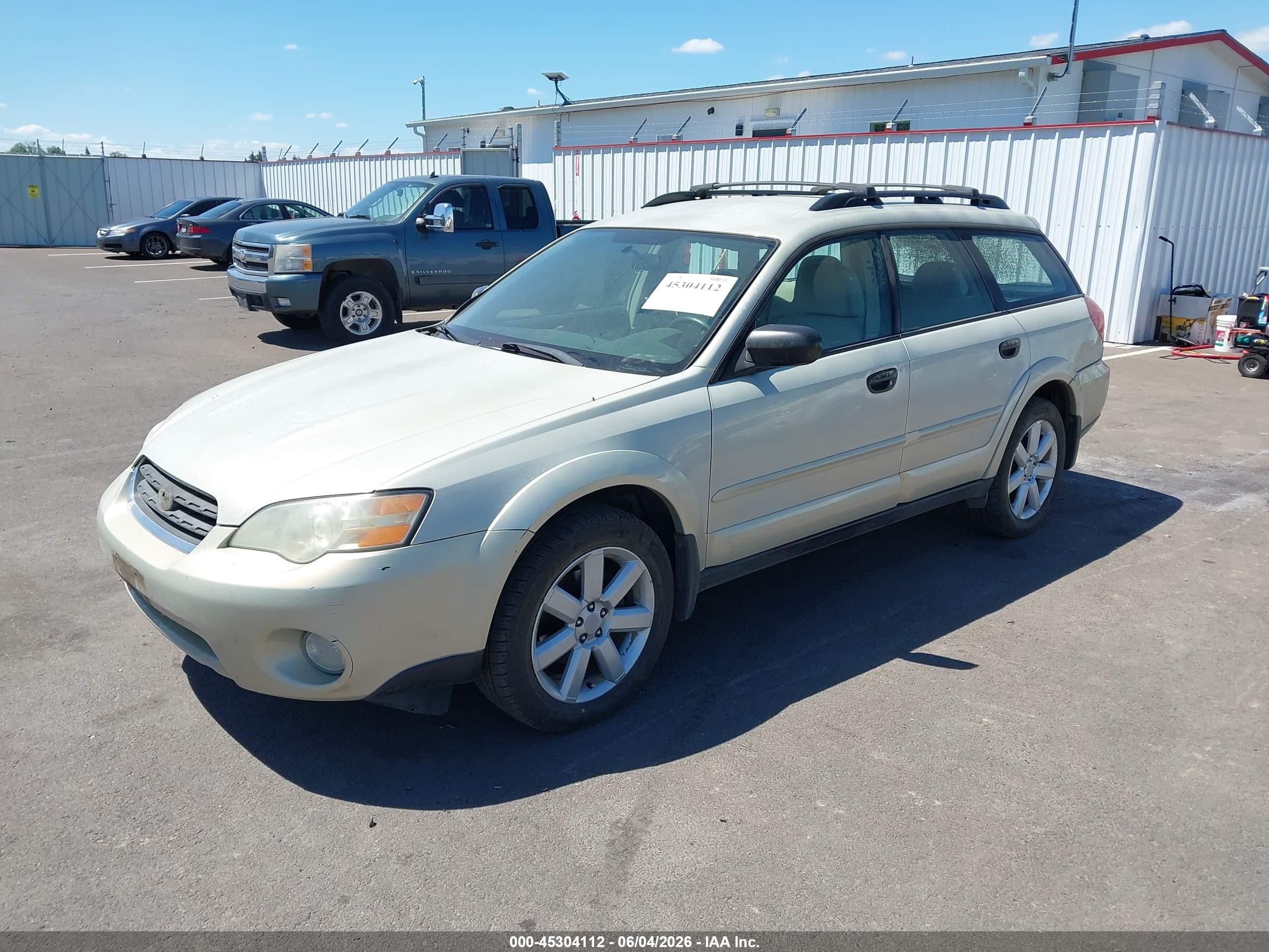 2006 Subaru Outback 2.5i Gold vin: 4S4BP61C967362419