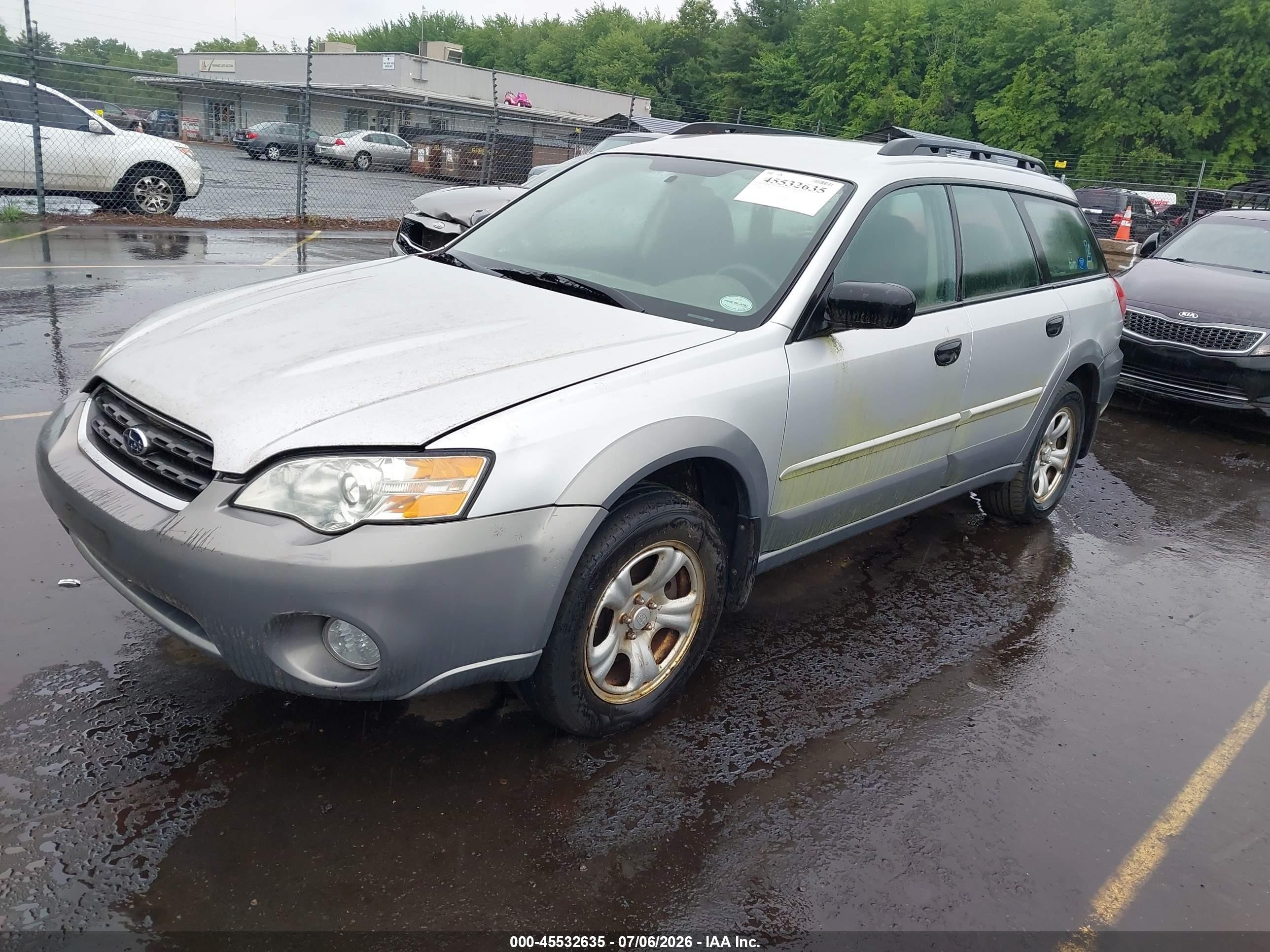 2007 Subaru Outback 2.5i Basic Silver vin: 4S4BP61C976322204