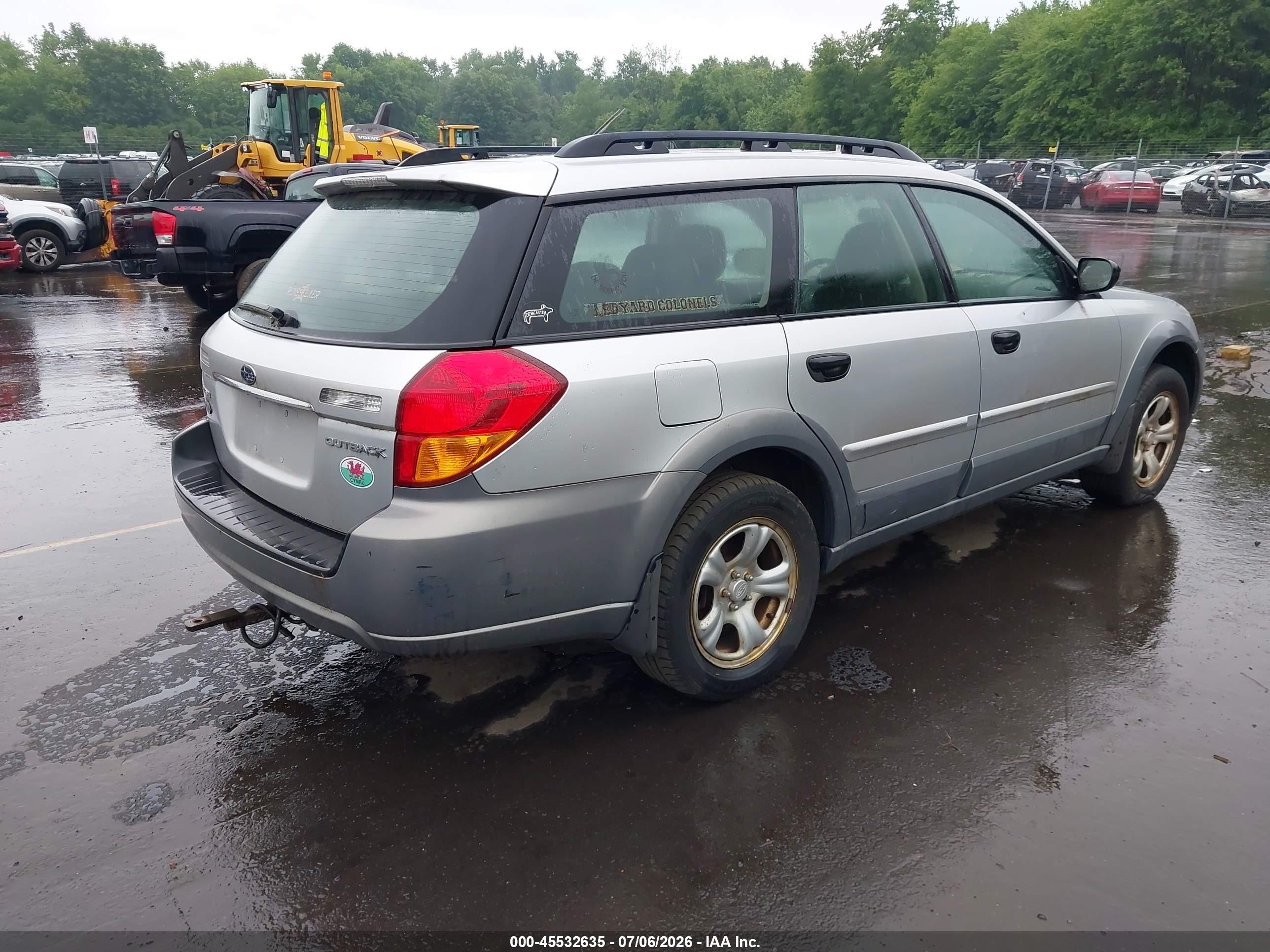 2007 Subaru Outback 2.5i Basic Silver vin: 4S4BP61C976322204