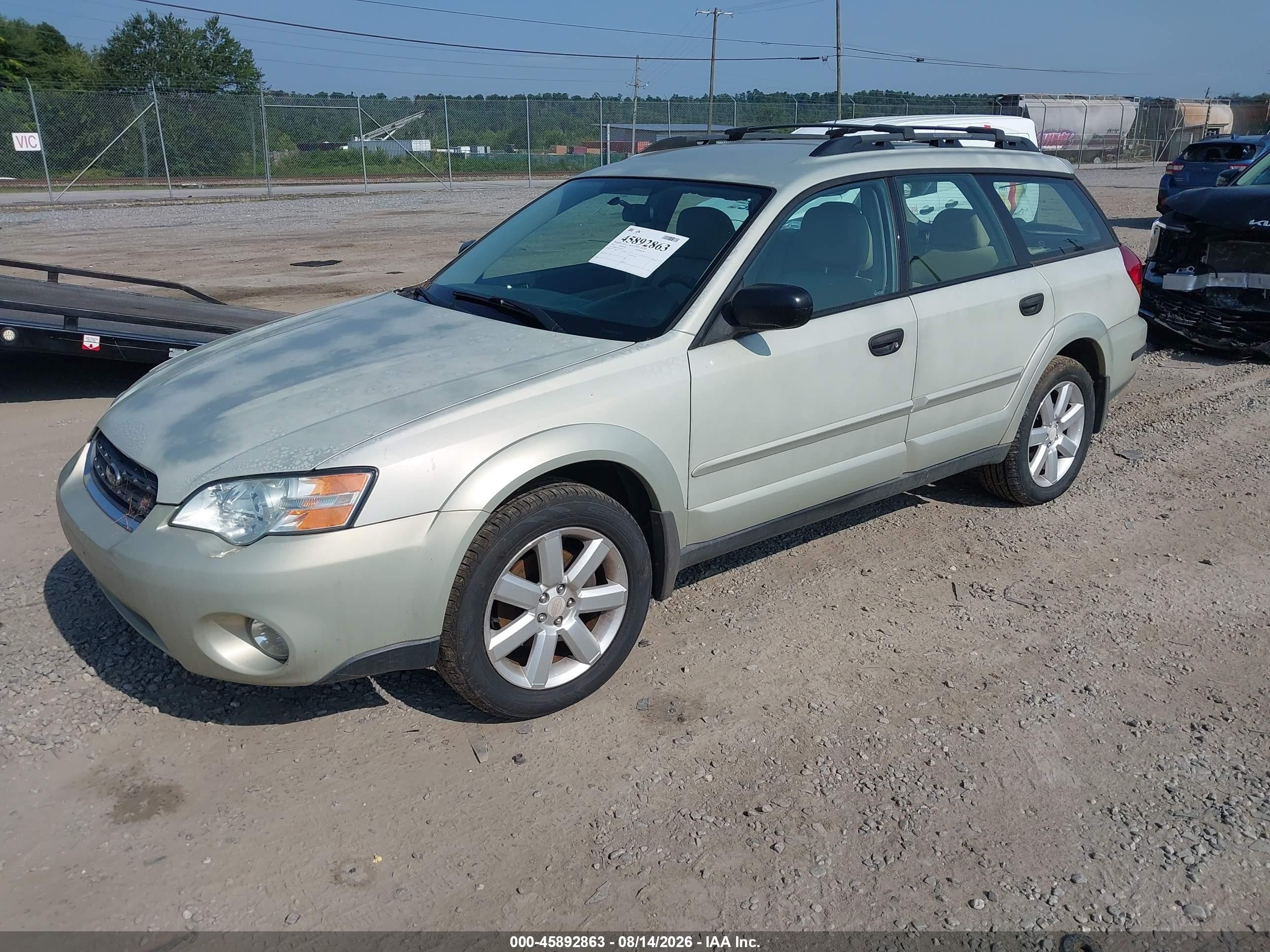 2007 Subaru Outback 2.5i Silver vin: 4S4BP61C977303386