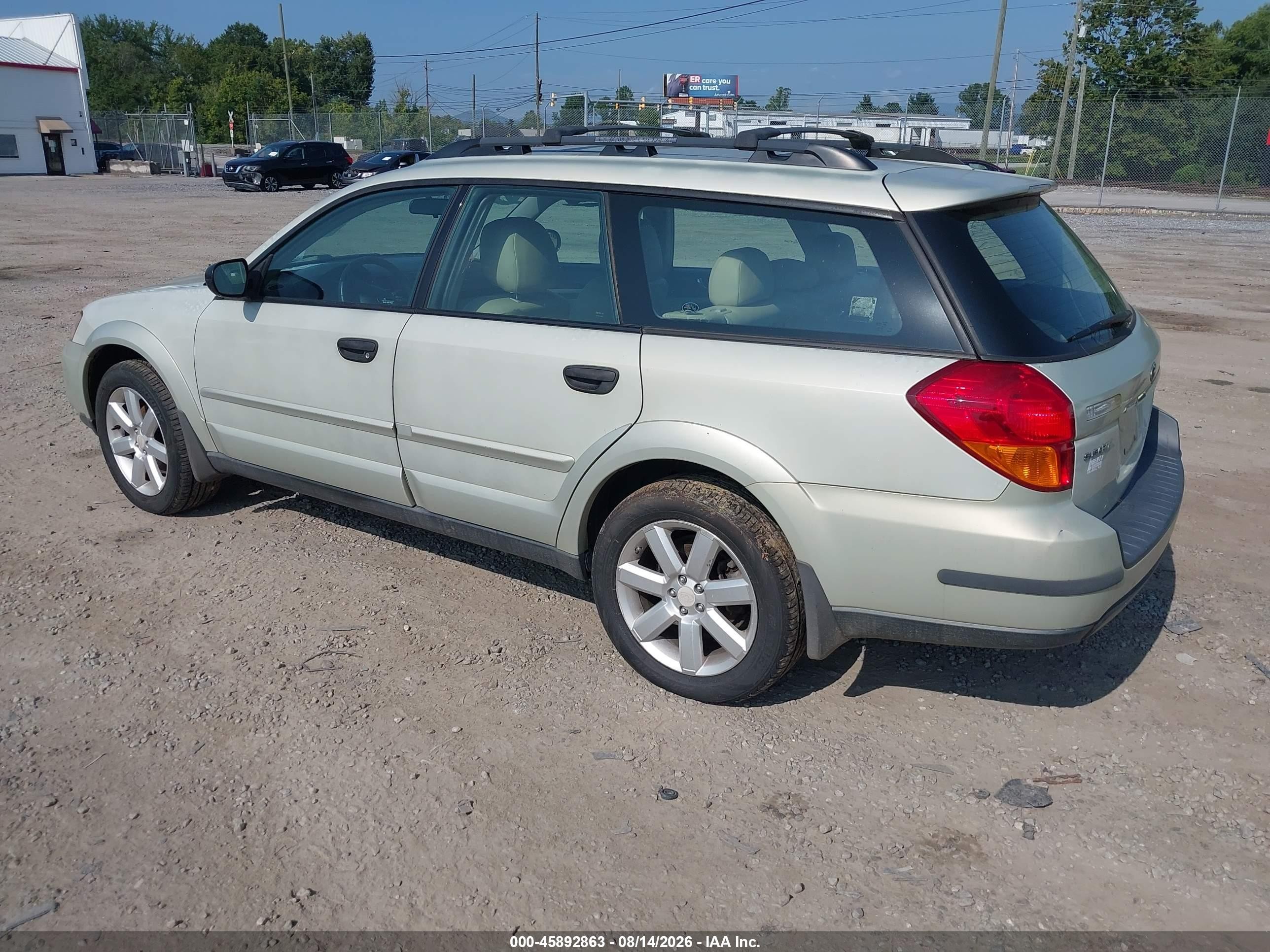 2007 Subaru Outback 2.5i Silver vin: 4S4BP61C977303386