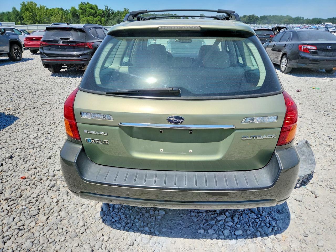 2007 Subaru Outback Outback 2.5i Зеленый vin: 4S4BP61C977304716