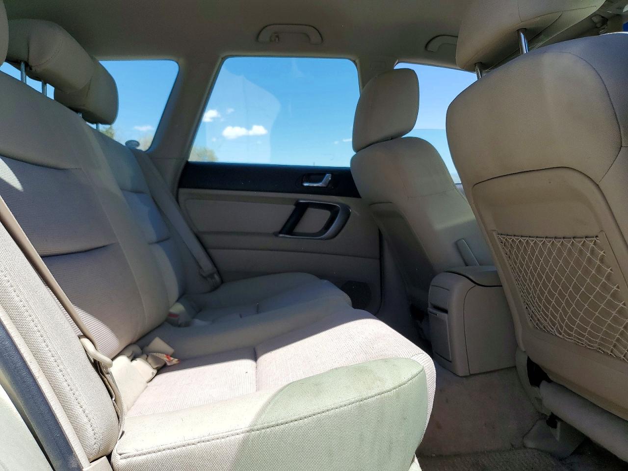 2007 Subaru Outback Outback 2.5i Beige vin: 4S4BP61C977335769