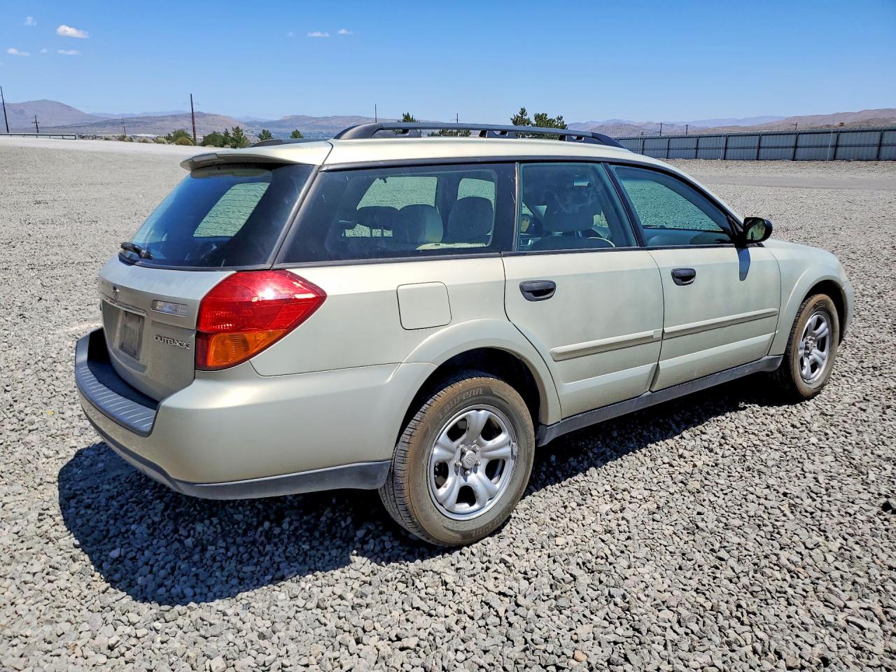 2007 Subaru Outback Outback 2.5i Beige vin: 4S4BP61C977335769