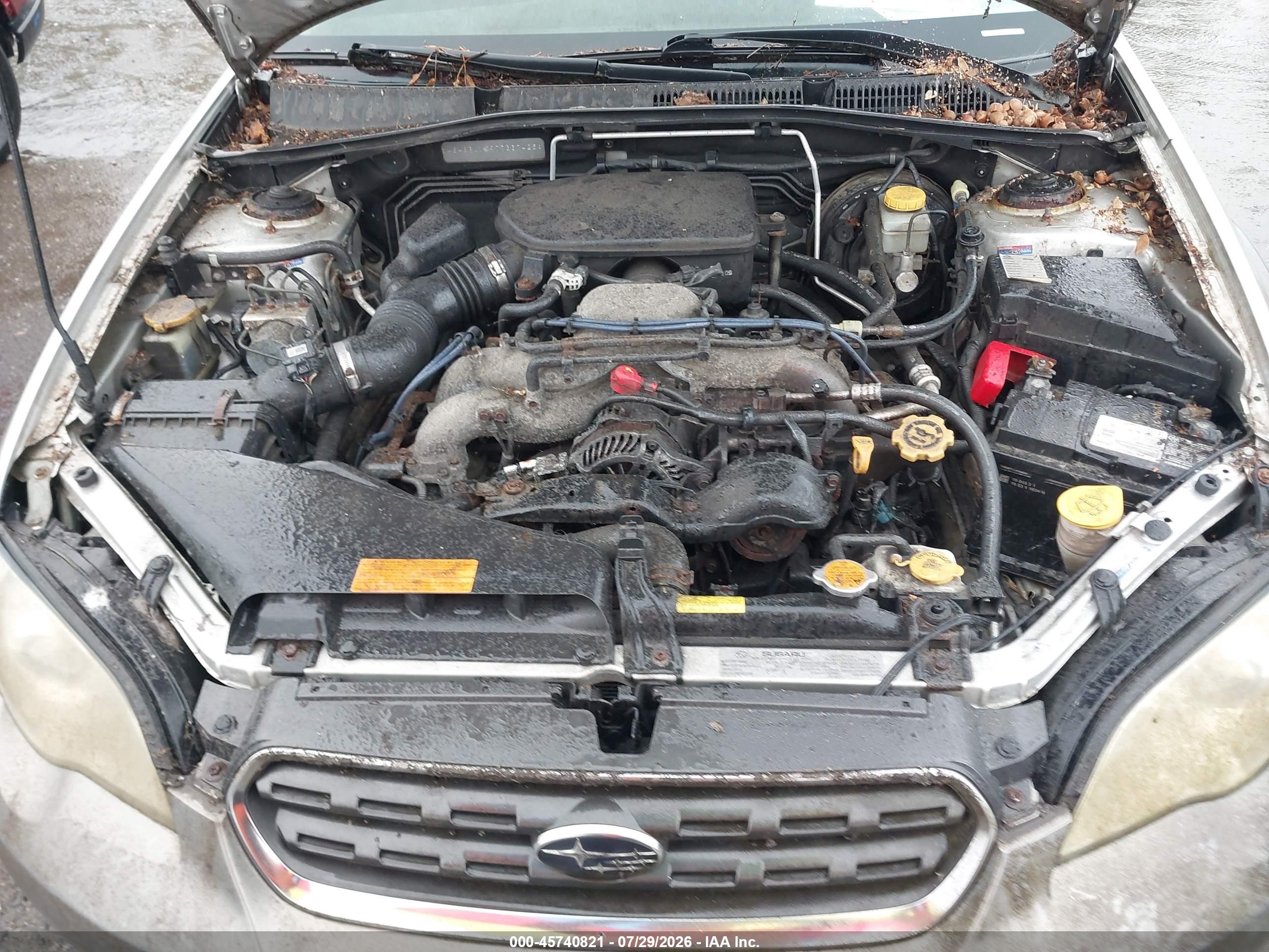 2007 Subaru Outback 2.5i Silver vin: 4S4BP61C977337425
