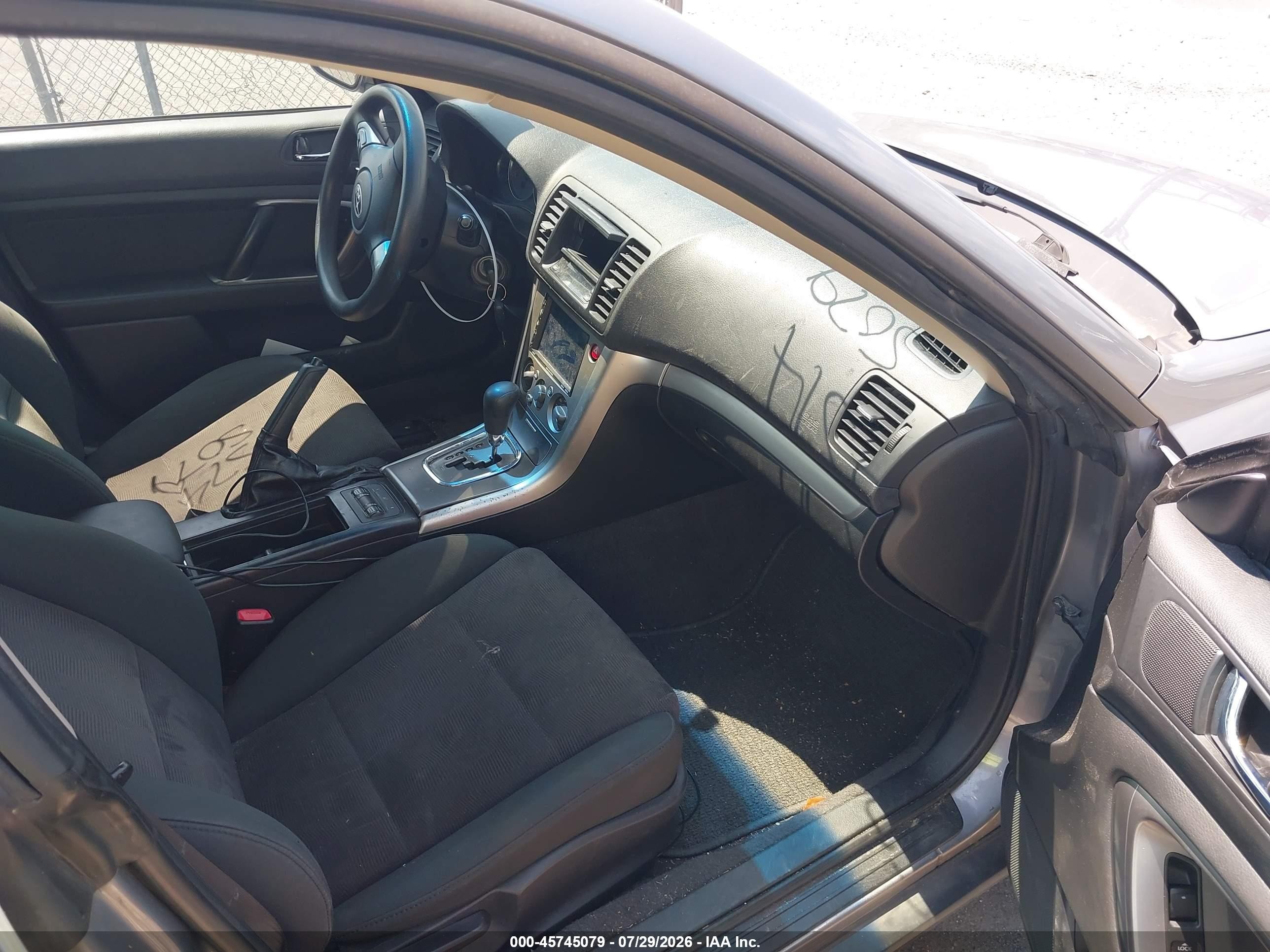 2008 Subaru Outback 2.5i/2.5i L.l. Bean Edition Silver vin: 4S4BP61C987324322