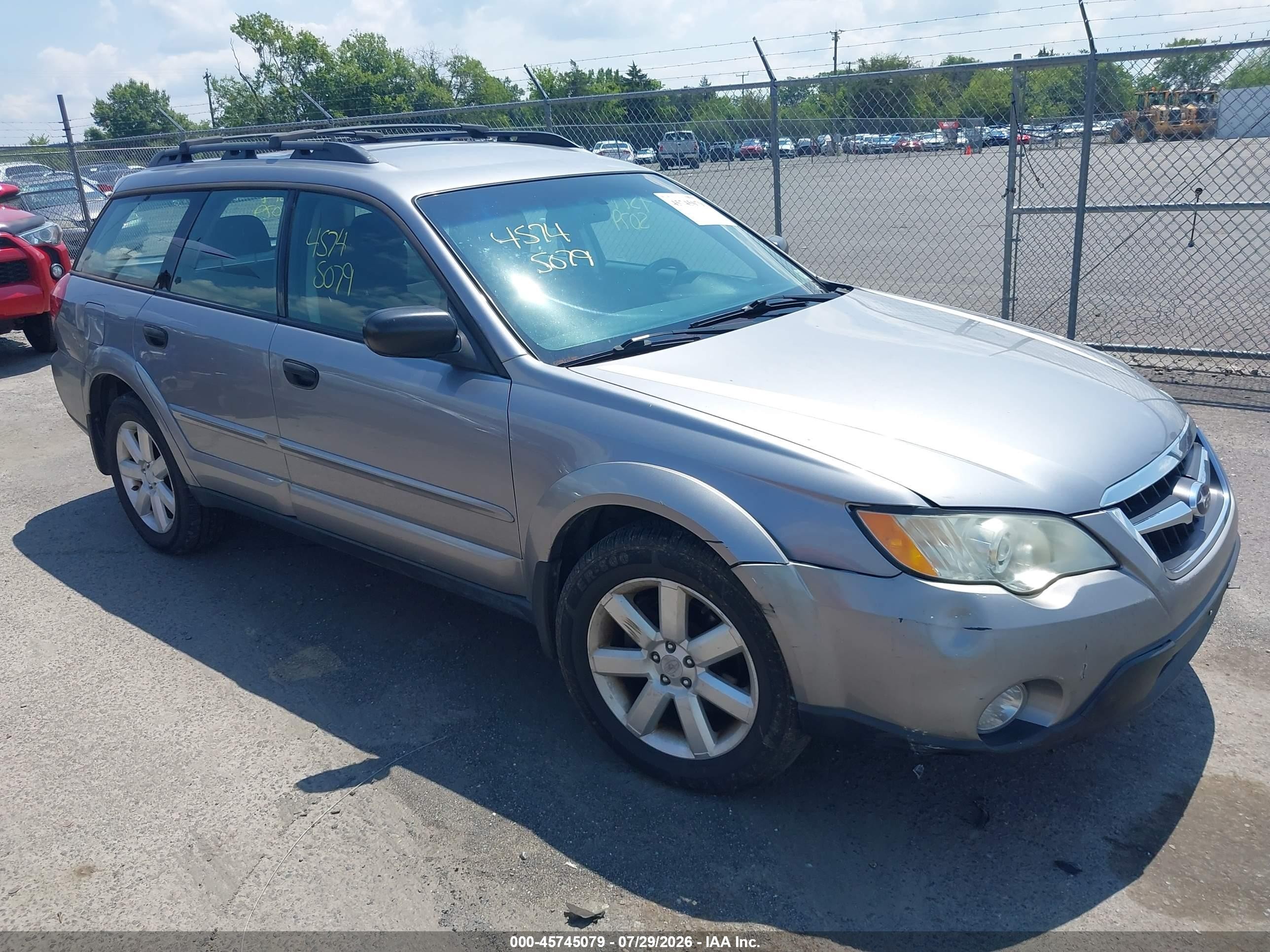 2008 Subaru Outback 2.5i/2.5i L.l. Bean Edition Silver vin: 4S4BP61C987324322