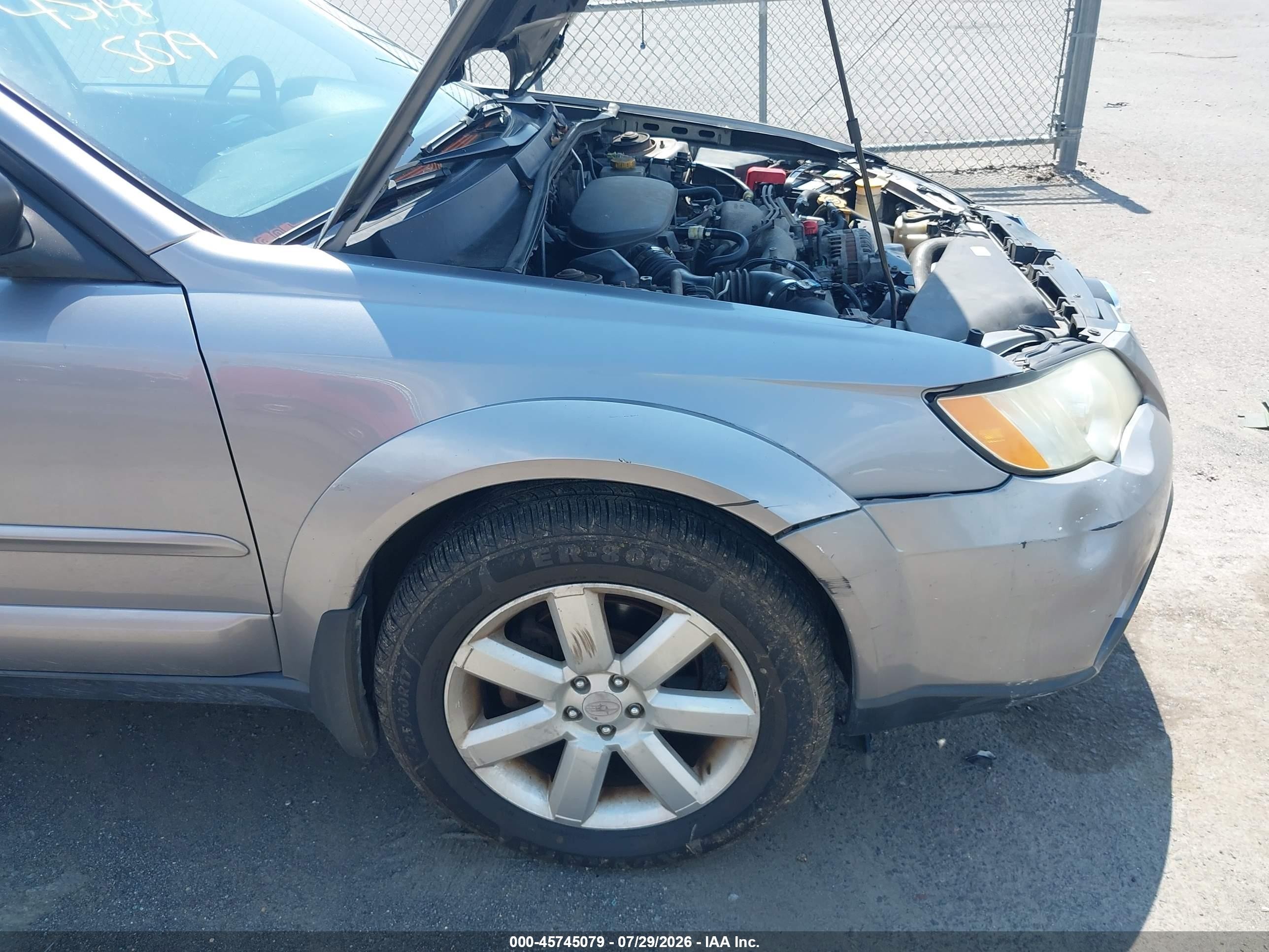 2008 Subaru Outback 2.5i/2.5i L.l. Bean Edition Silver vin: 4S4BP61C987324322