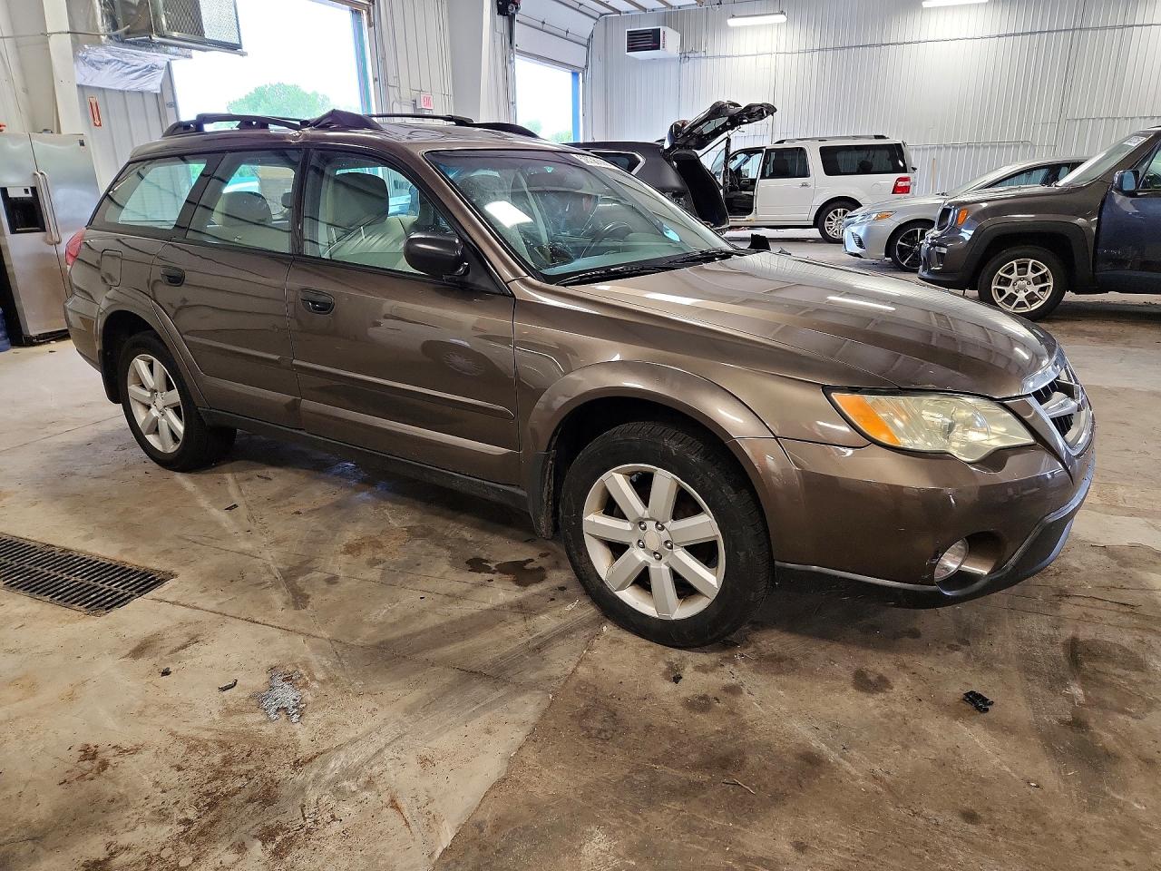 2008 Subaru Outback 2.5i Tan vin: 4S4BP61C987342755
