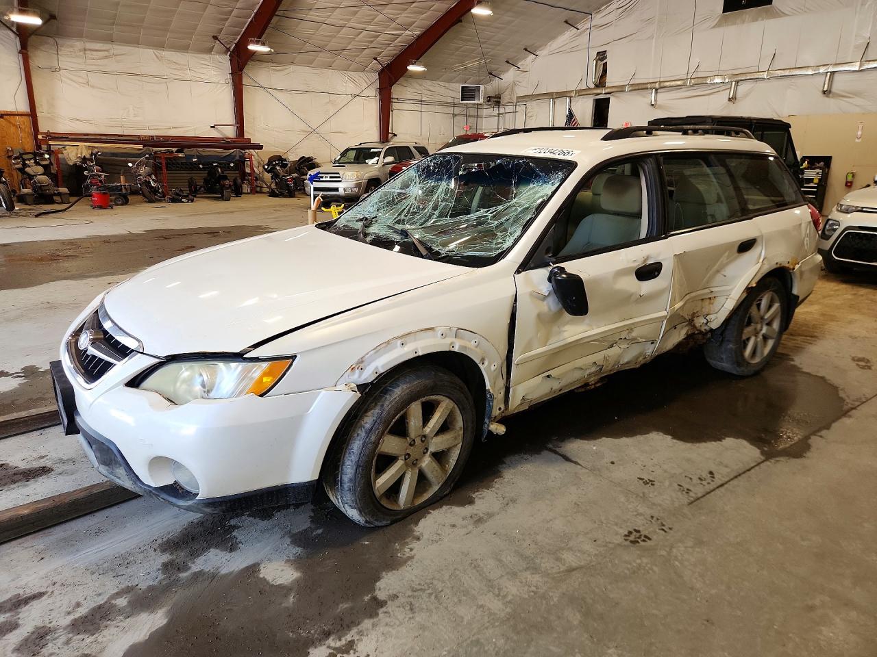 2008 Subaru Outback 2.5i White vin: 4S4BP61C987346742