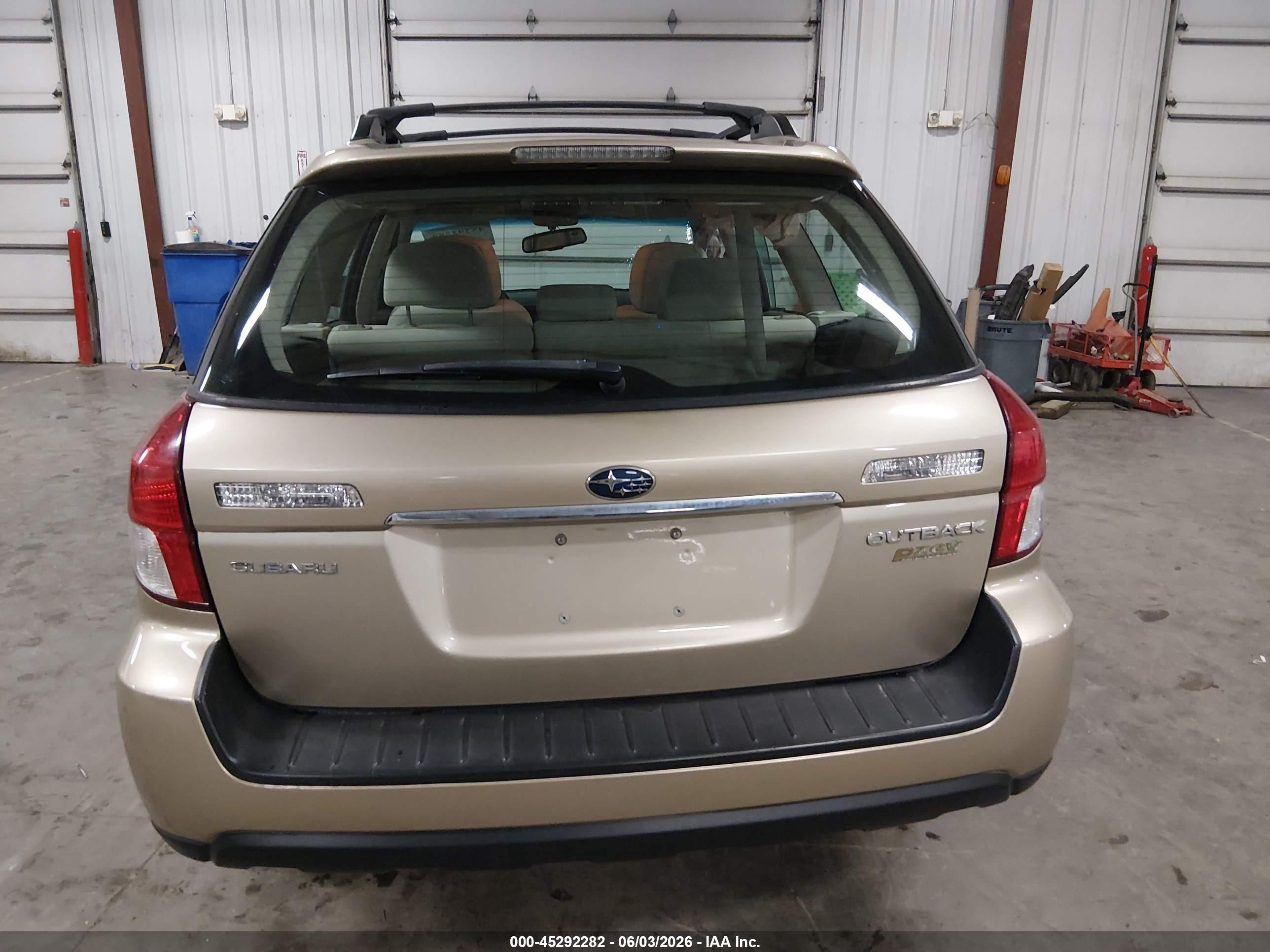 2008 Subaru Outback 2.5i/2.5i L.l. Bean Edition Tan vin: 4S4BP61C987365372