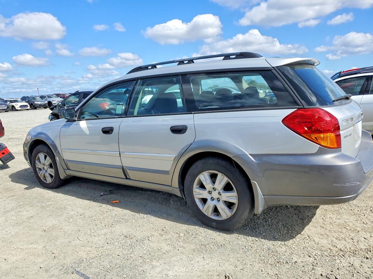 2005 Subaru Legacy Outback 2.5i Silver vin: 4S4BP61CX57330125