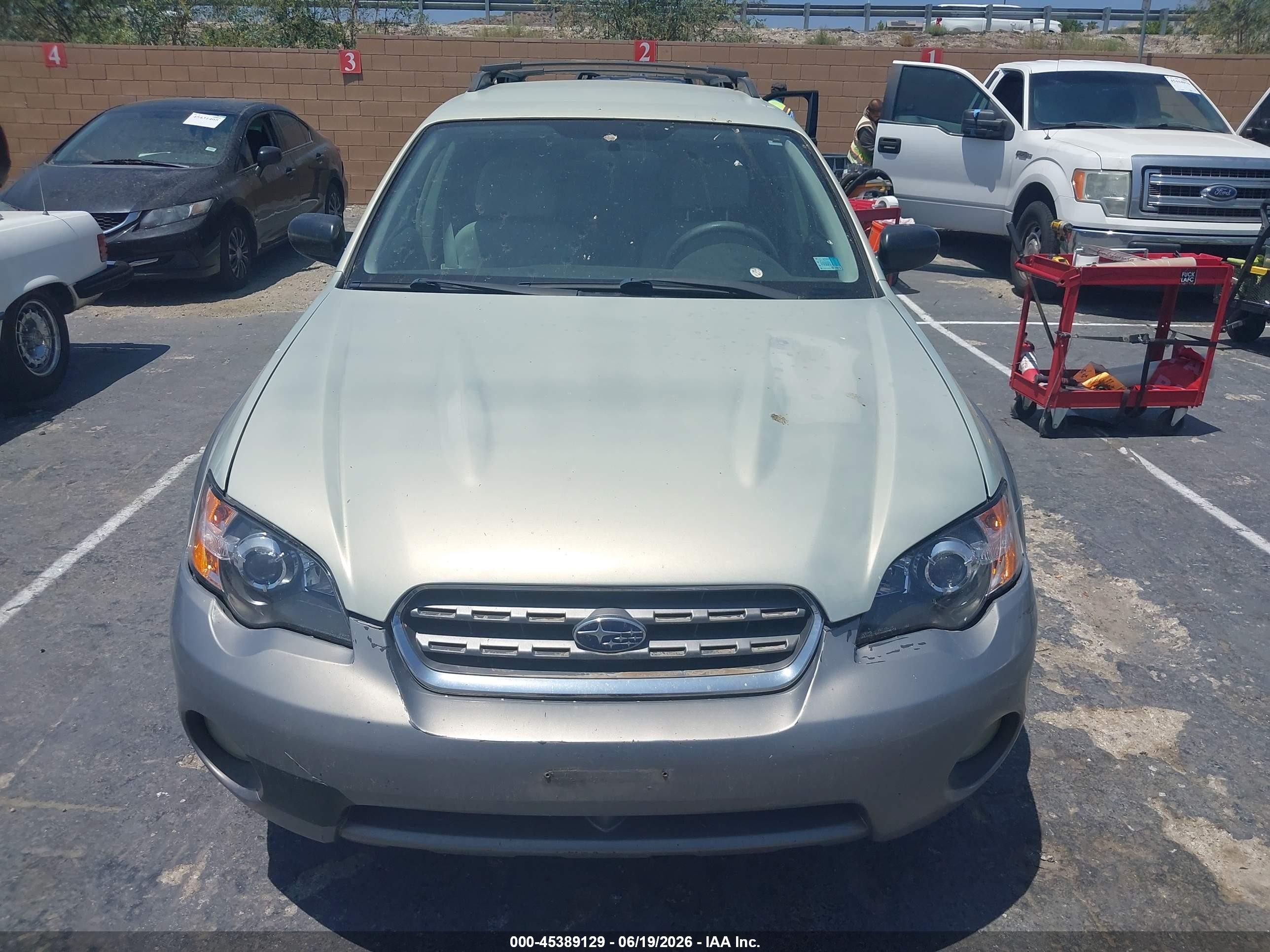 2005 Subaru Outback 2.5i Silver vin: 4S4BP61CX57340542