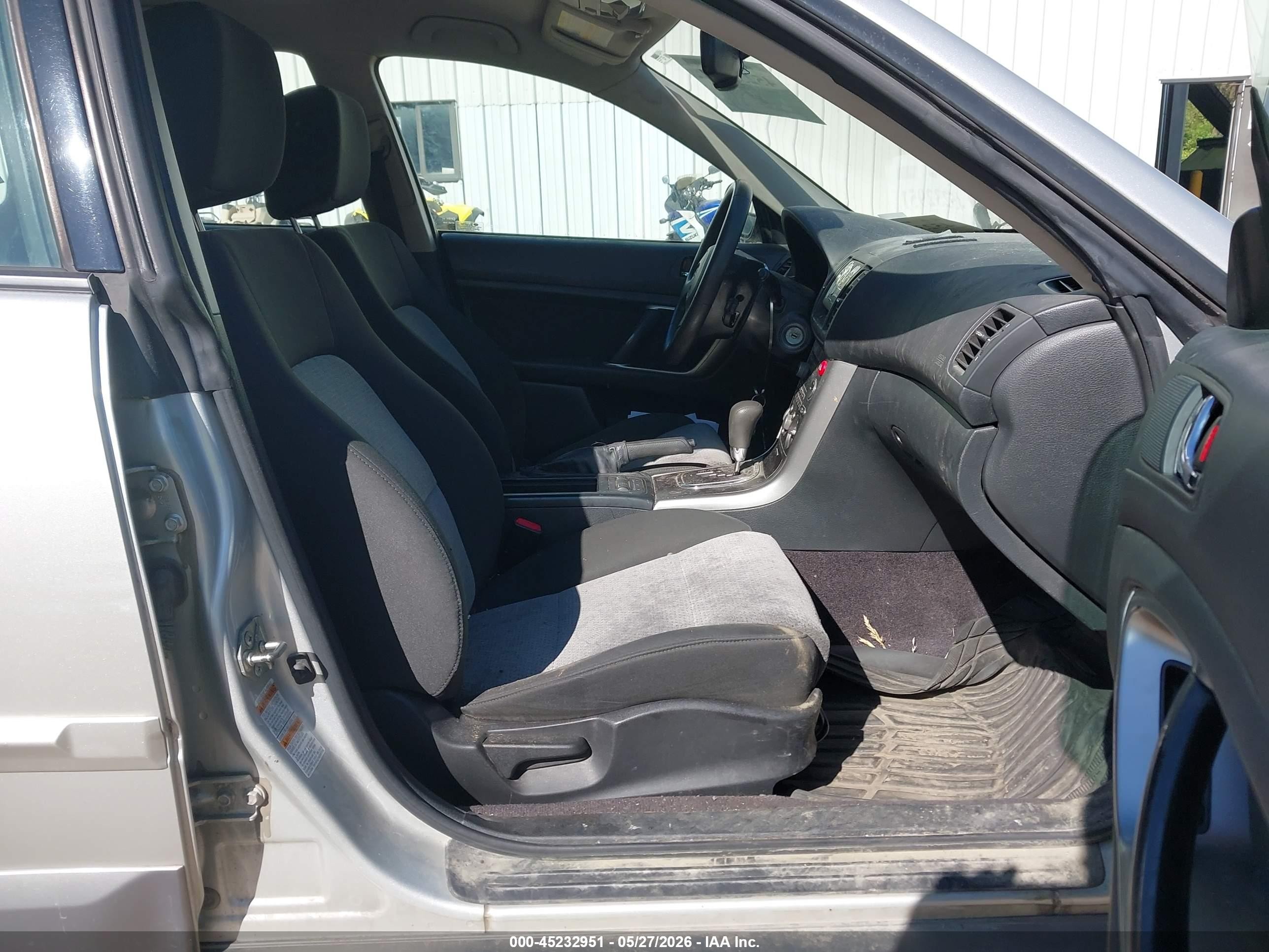 2006 Subaru Outback 2.5i Серый vin: 4S4BP61CX67343944